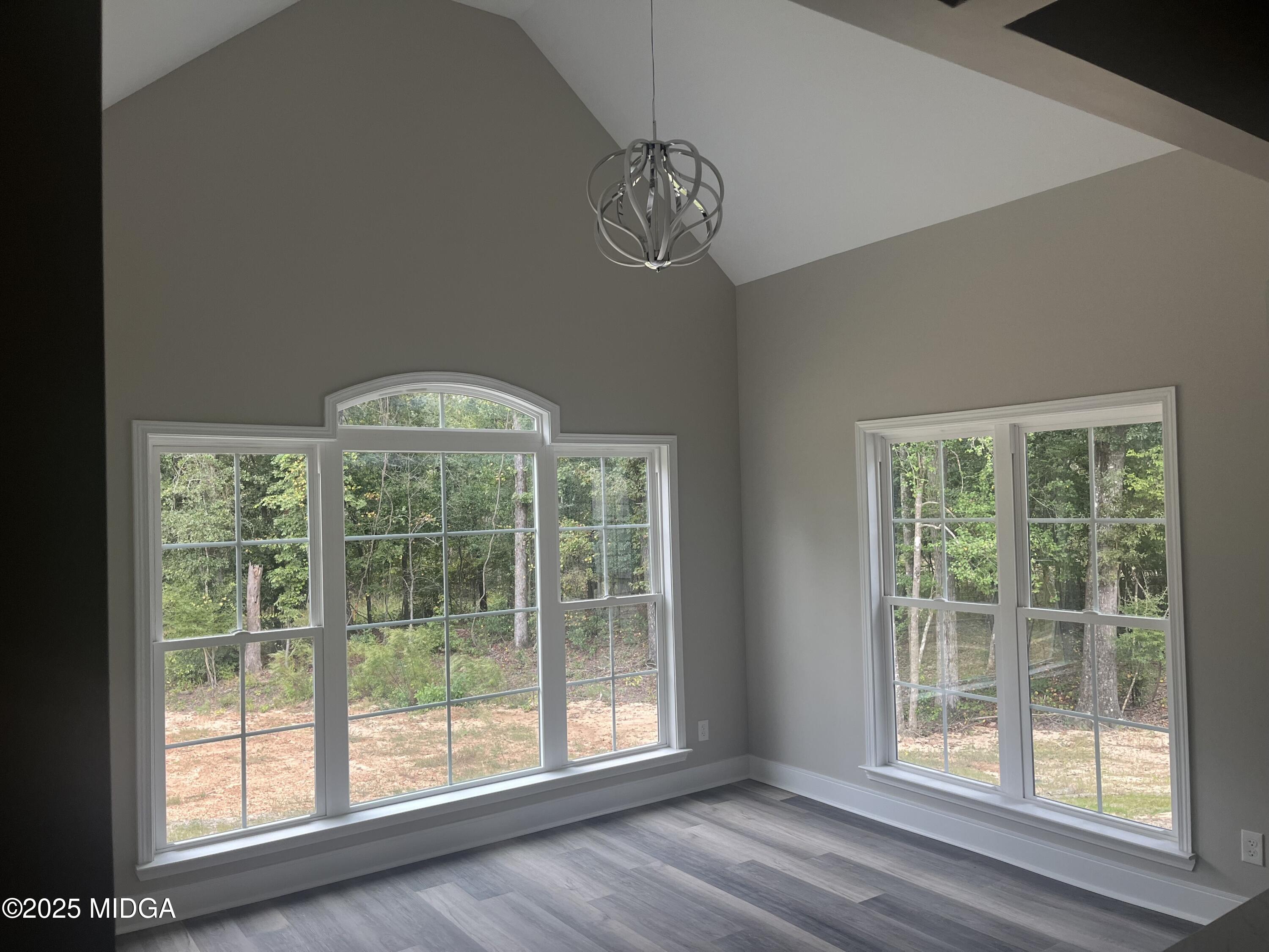 180 Ridge Circle