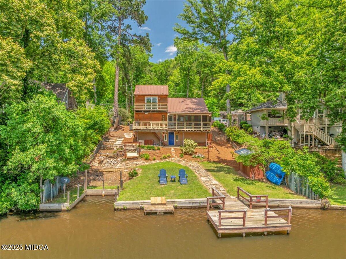 815 Will Scarlet Way