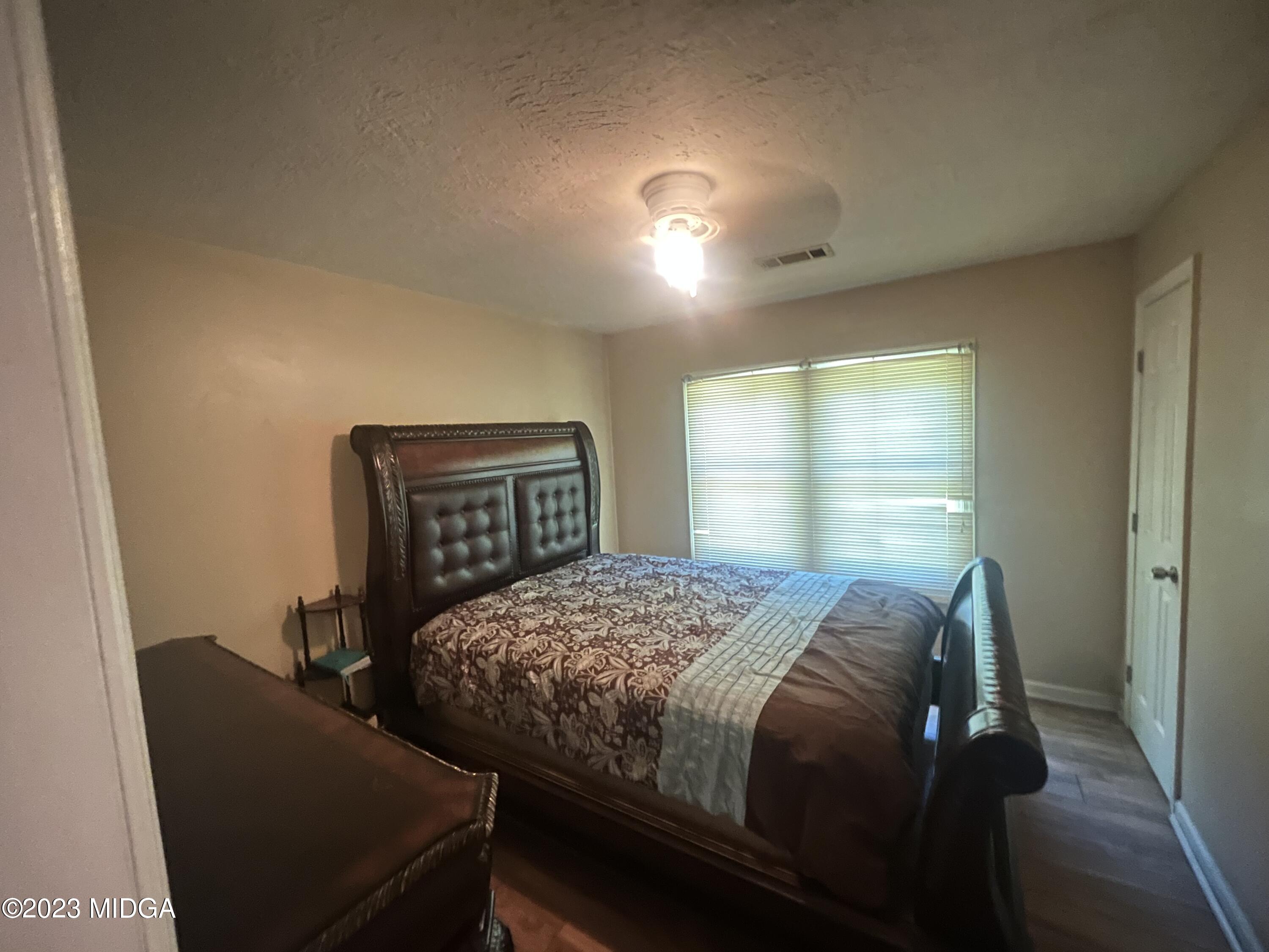 2809 WalMar Drive