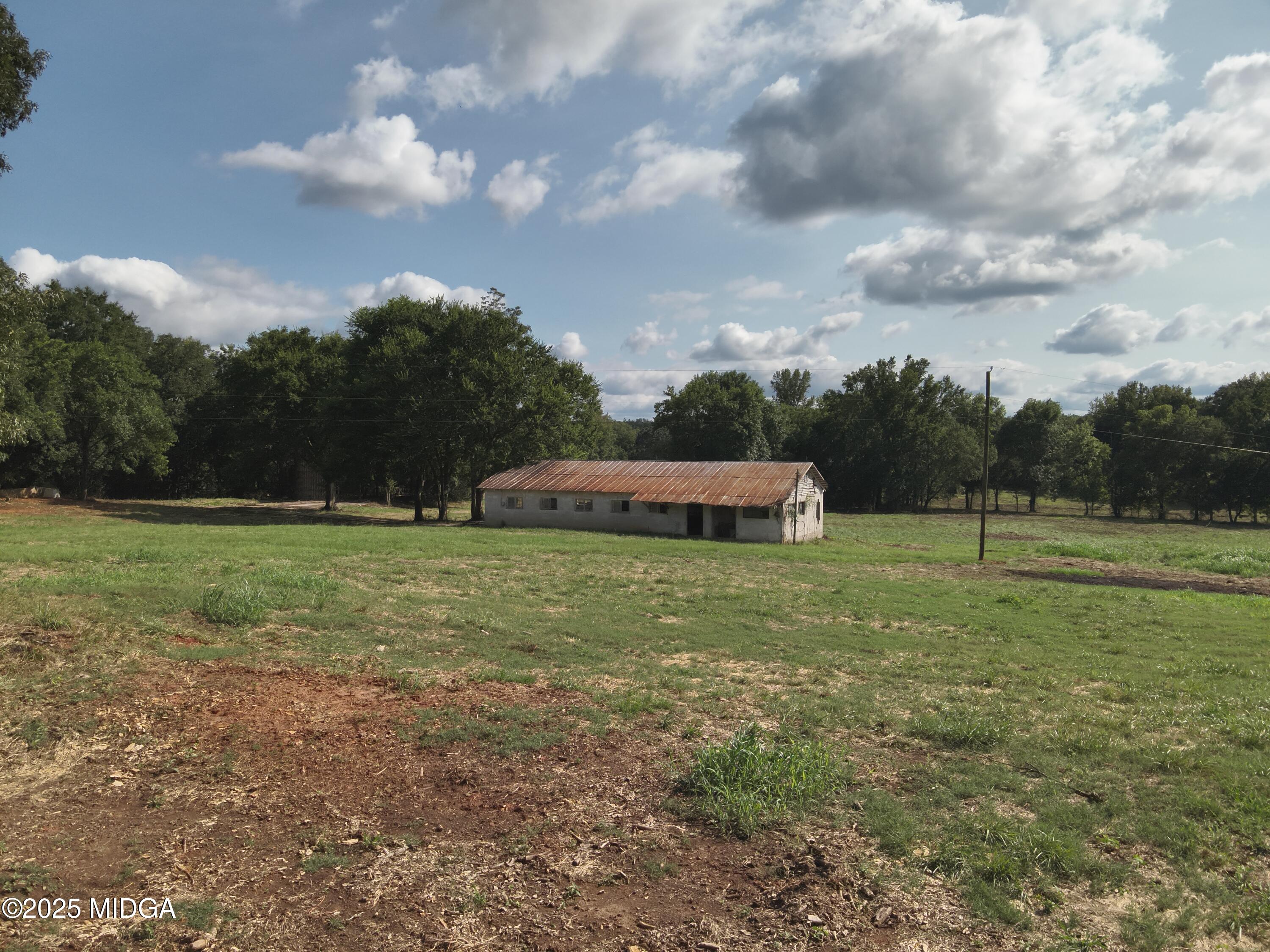 1 Yellow Creek Rd Road