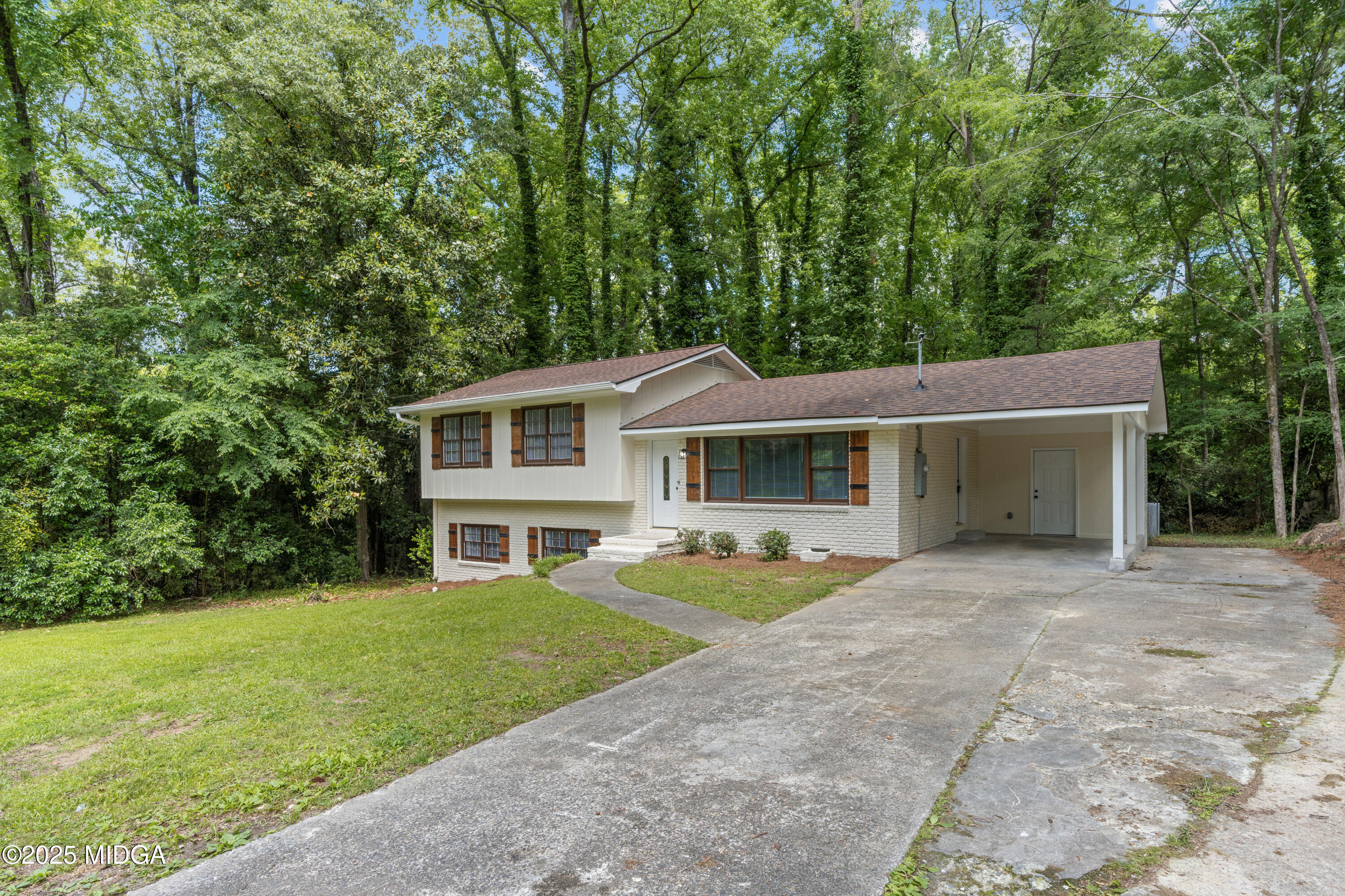 2907 Southshore Drive