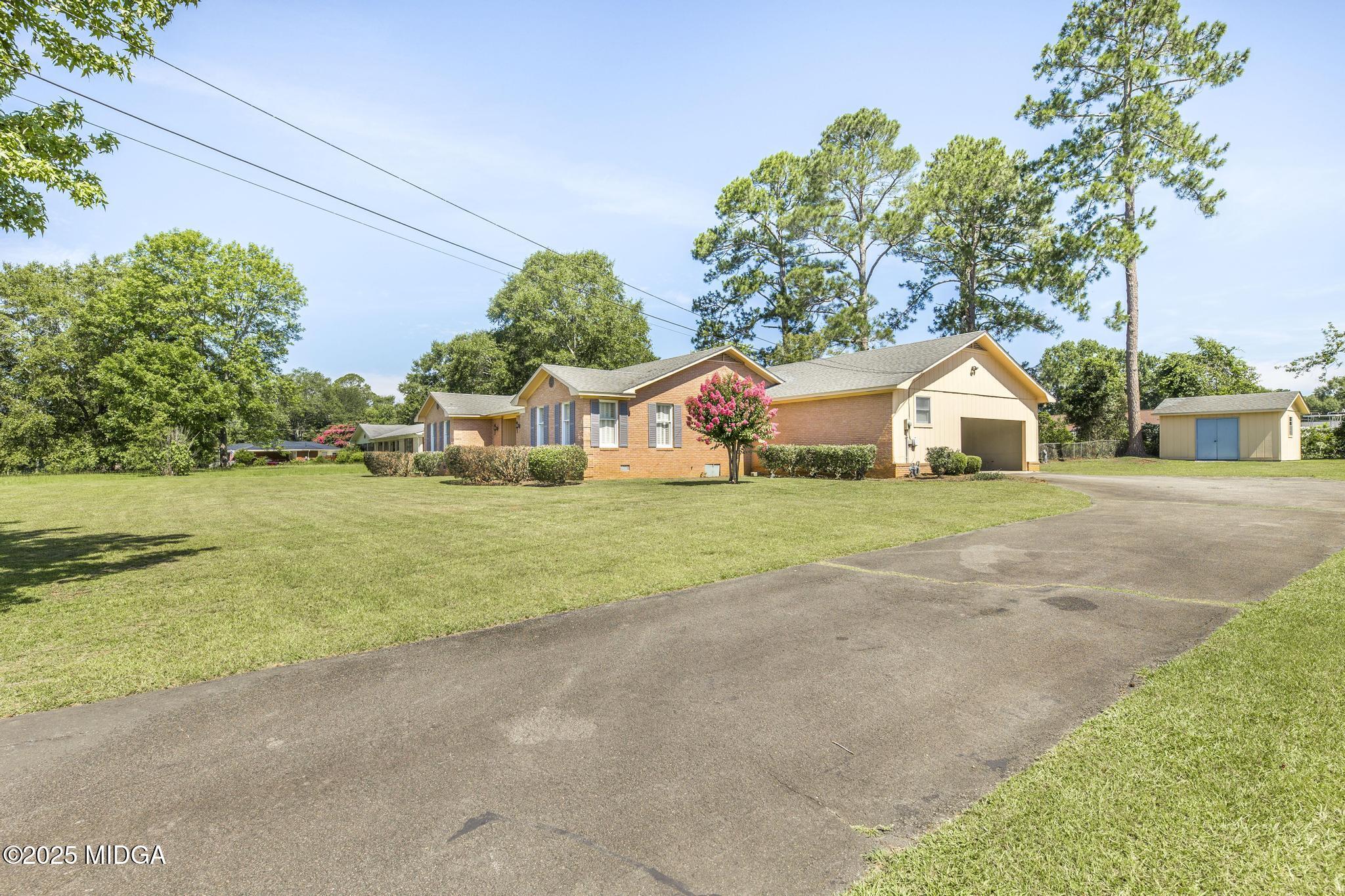 220 Beverly Road
