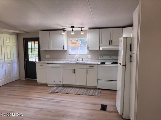 245 Merry Drive NW