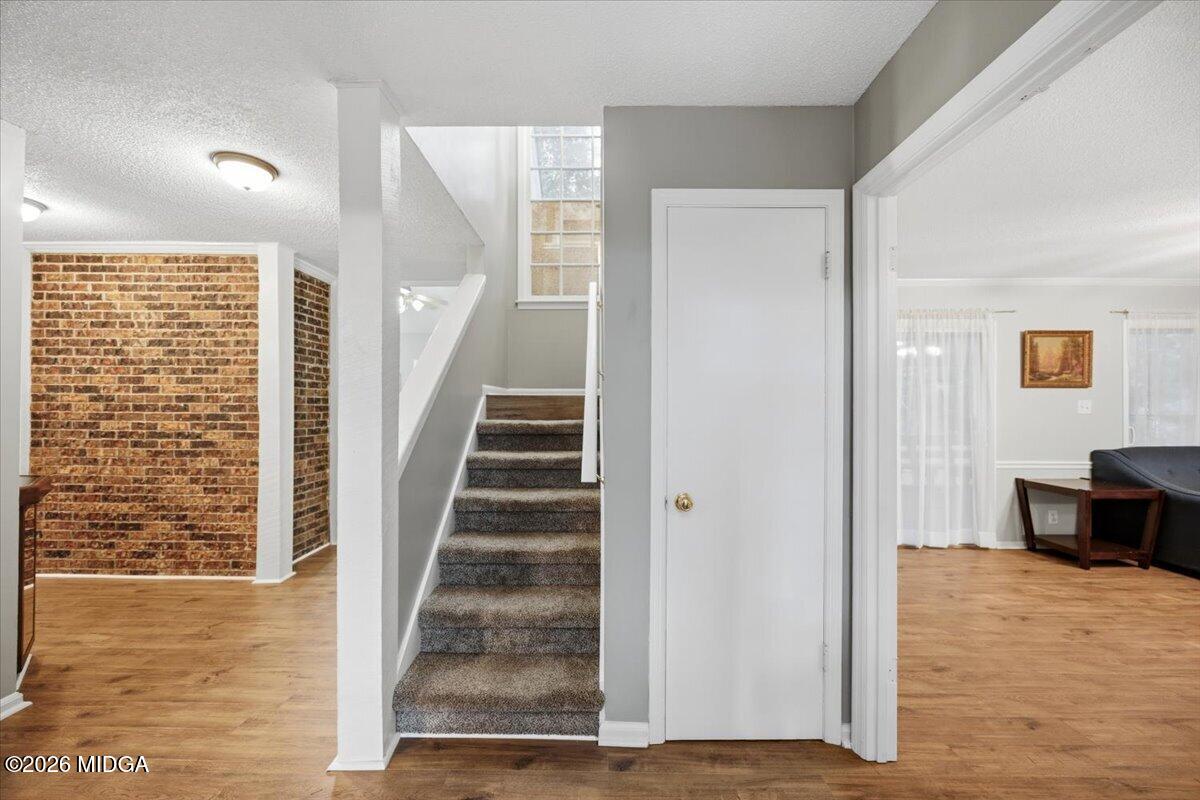 165 River North Boulevard