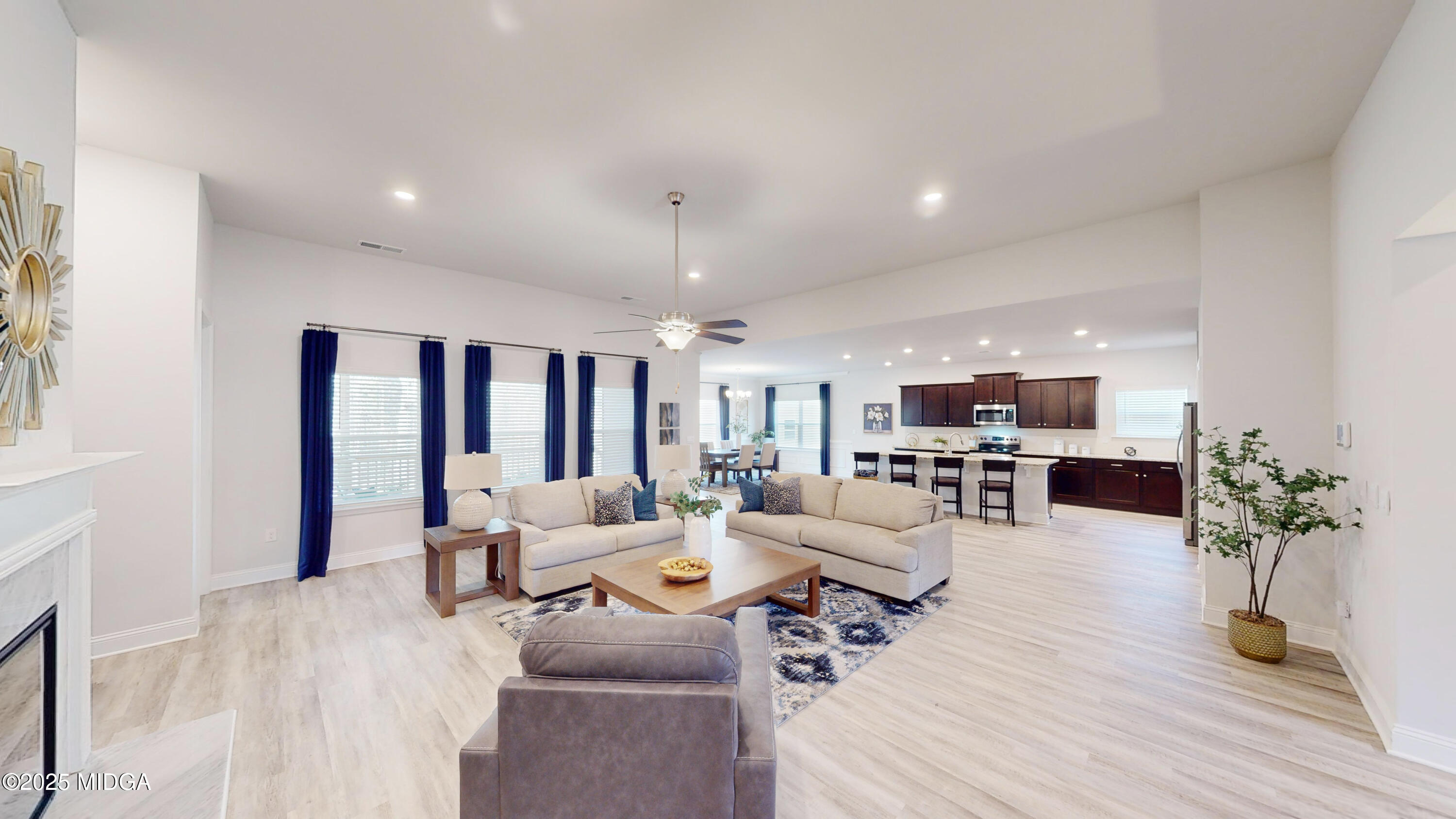 456 Southern Oaks Drive 33