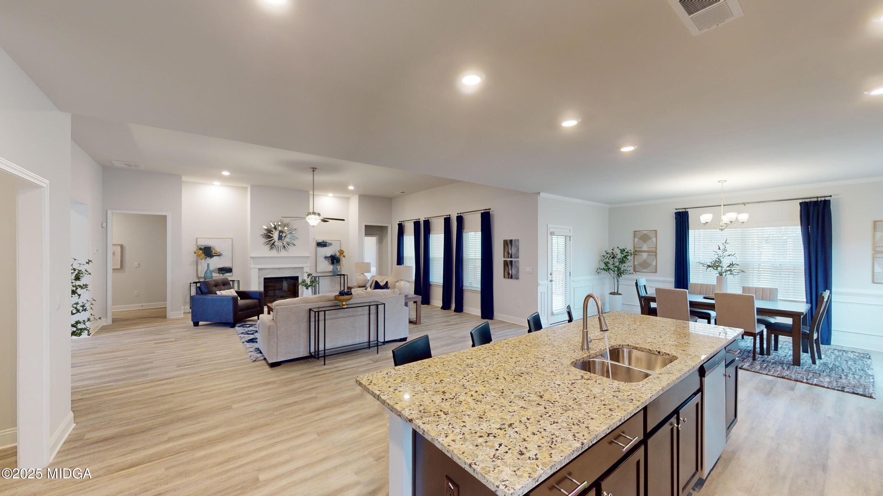 456 Southern Oaks Drive 33