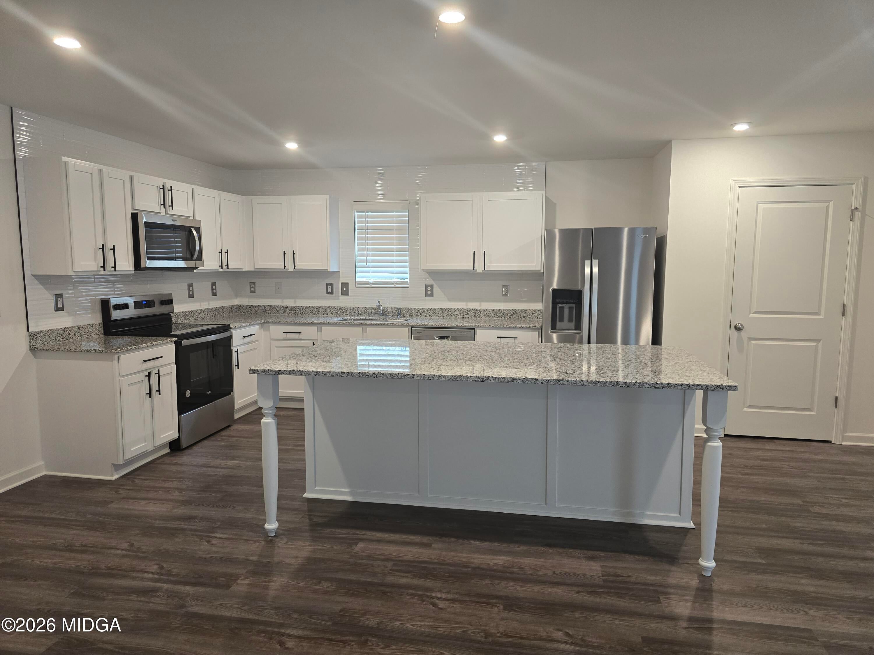 612 Leisure Pointe Road
