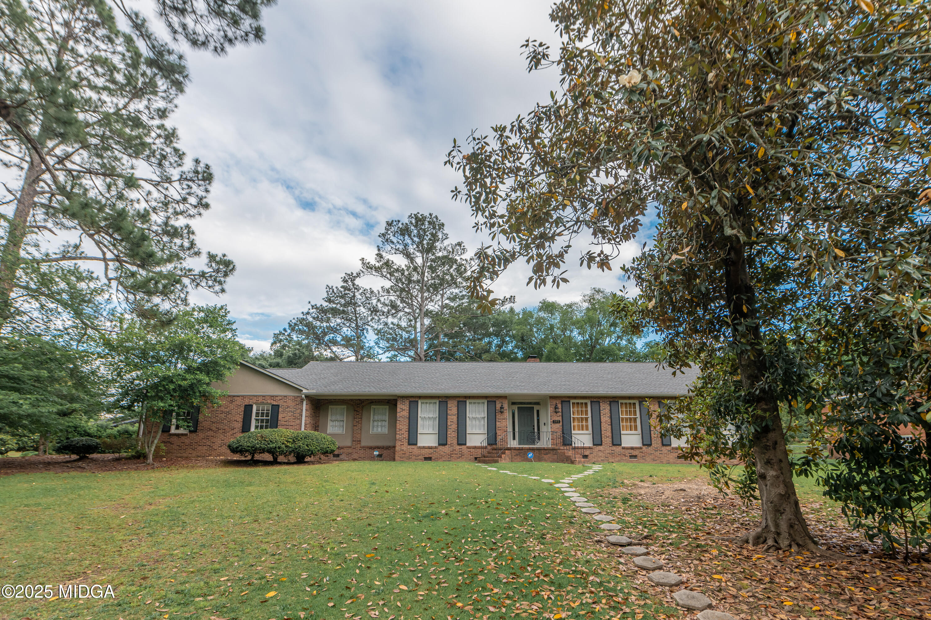 395 Candler Drive