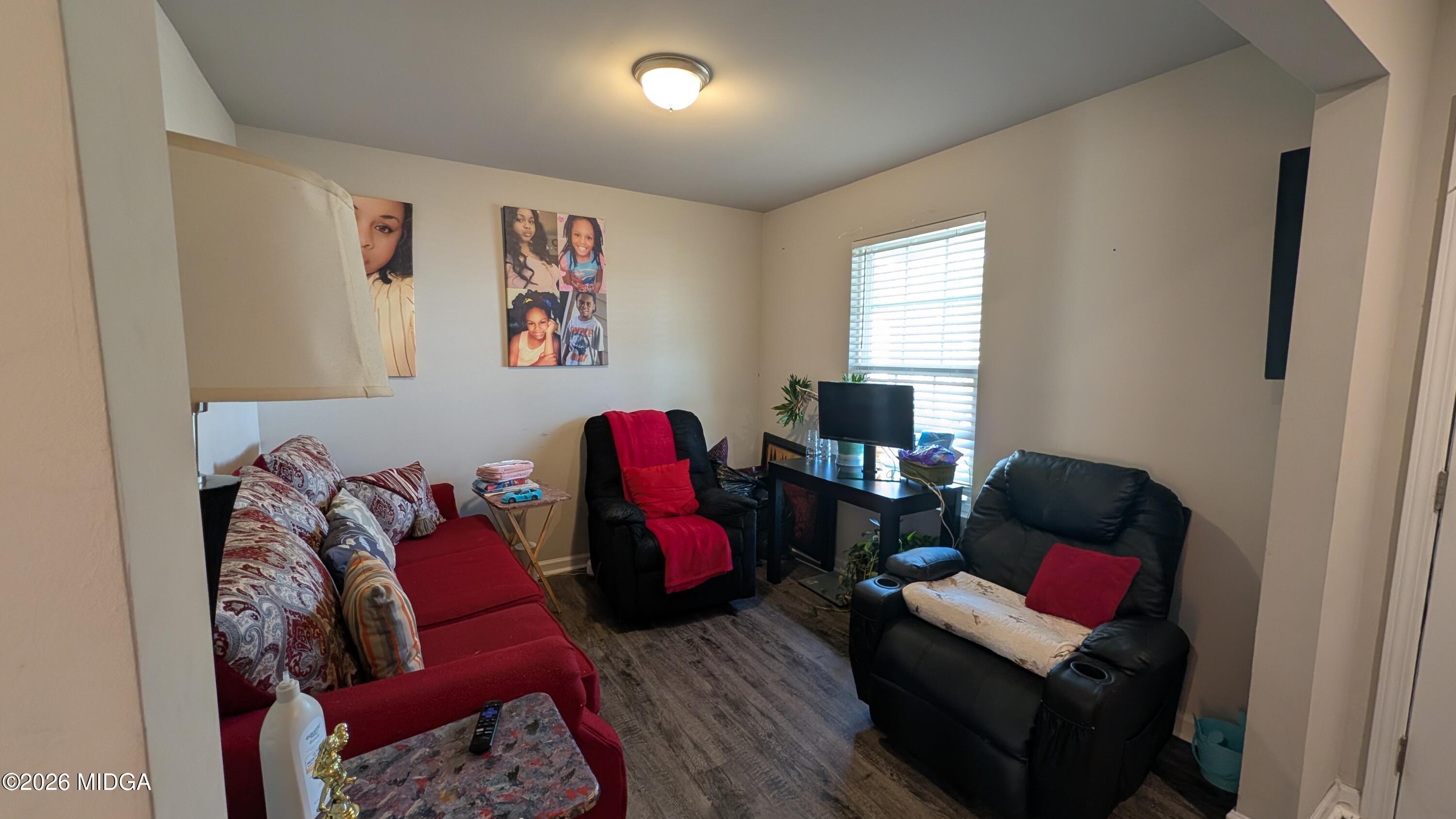 464 Hawthorn Trail