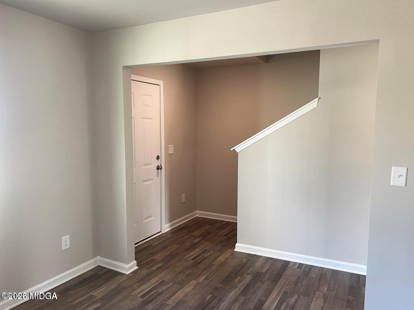 464 Hawthorn Trail