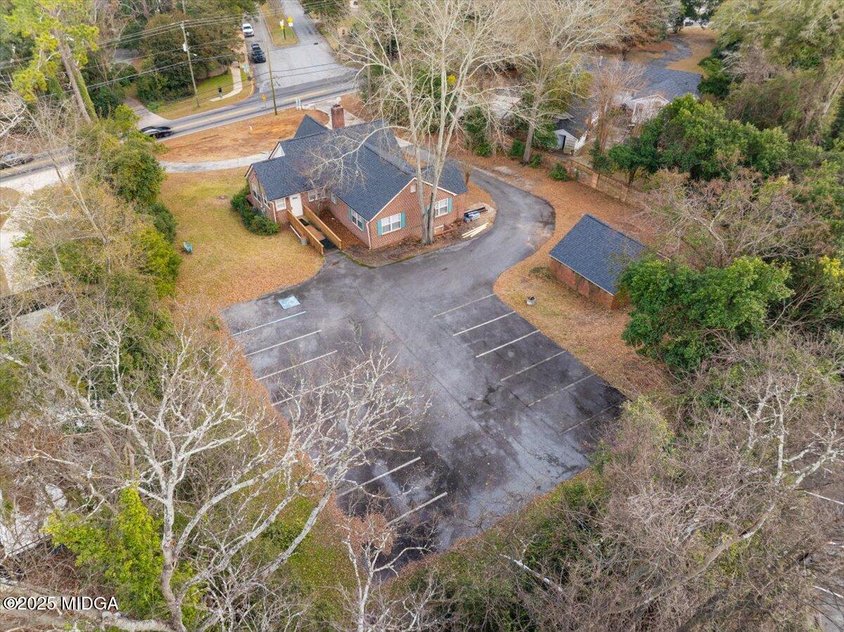 320 Forest Hill Road