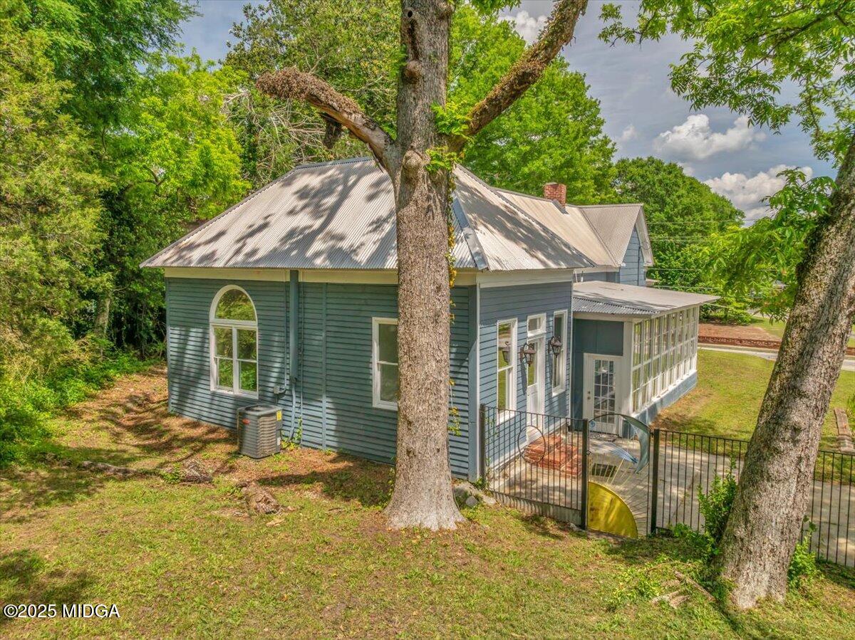 1128 Milstead Avenue NE