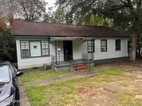 1334 Dewey Street Macon GA 31217