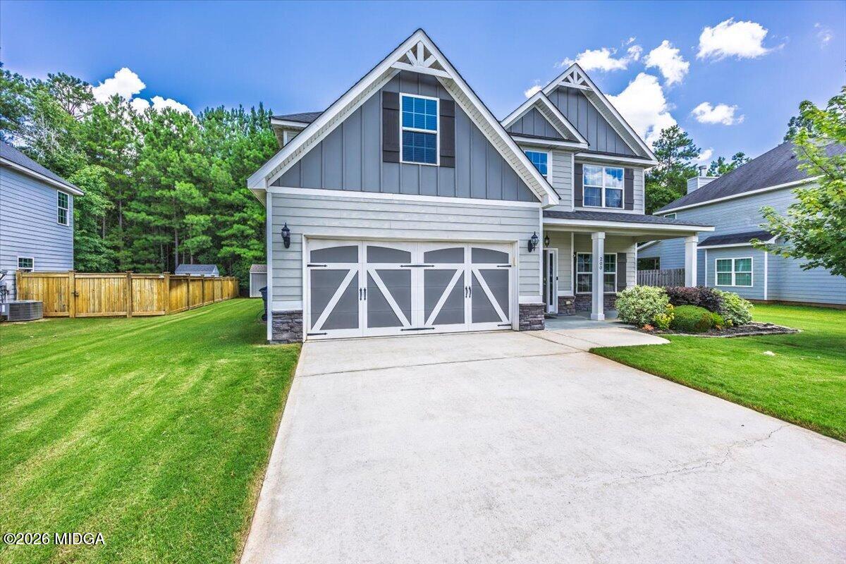 200 Goldenrod Trail