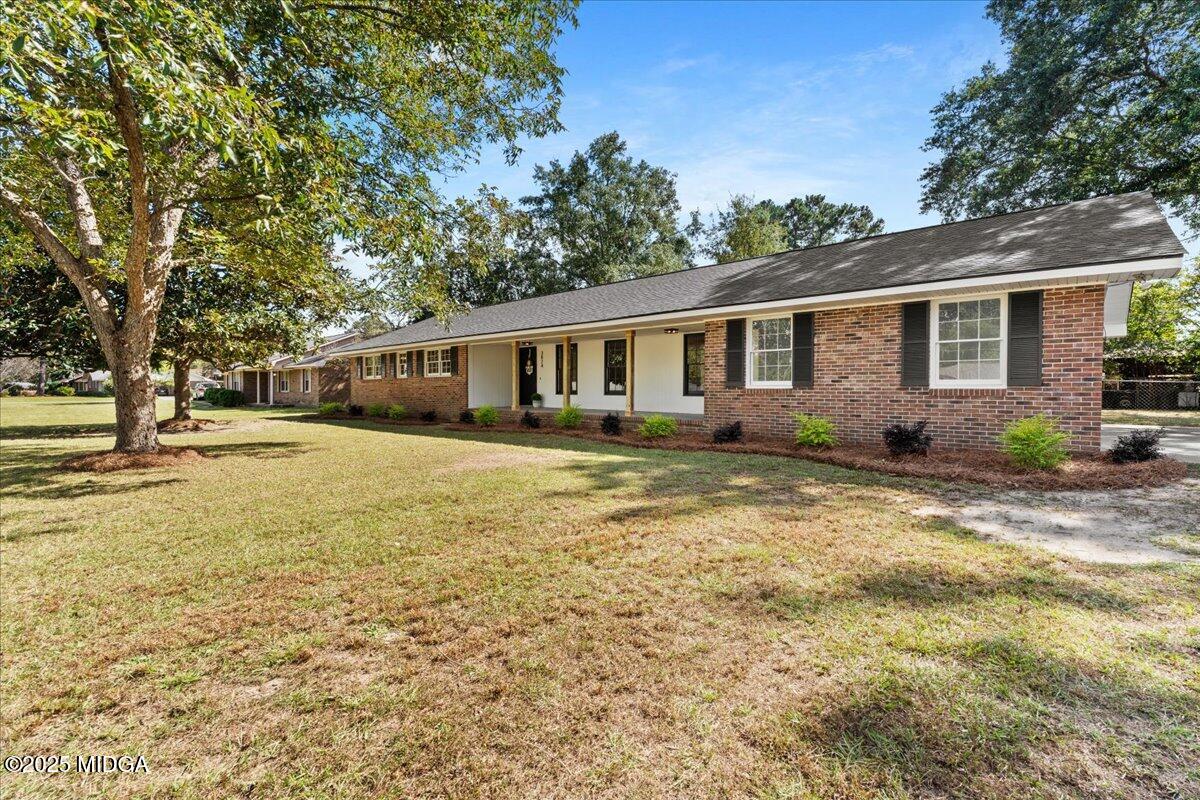 3824 Bobby Court