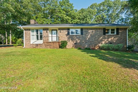 203 Needlecrest Drive Gray GA 31032