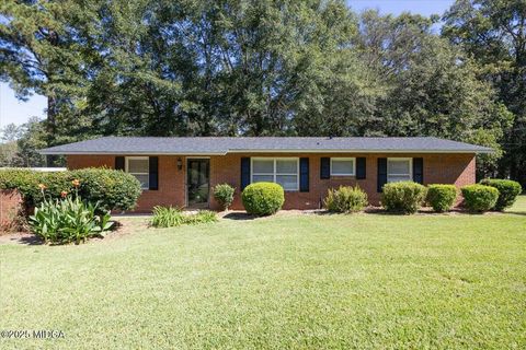4693 Twin Oak Drive Macon GA 31210