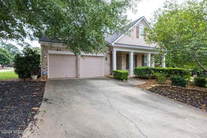 102 Fairways Court Macon GA 31220