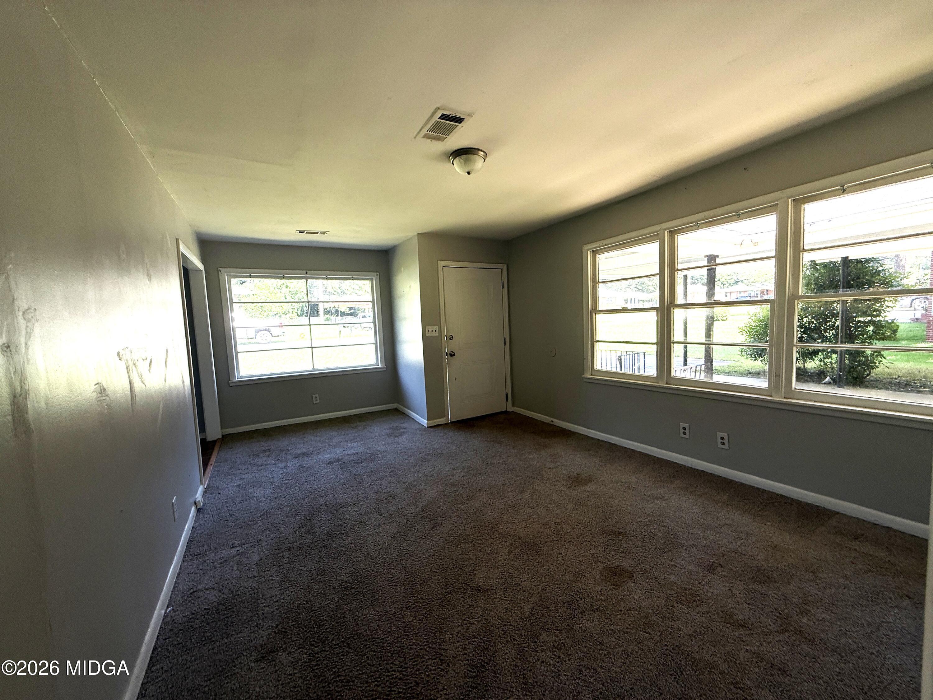 4382 Summerhill Drive