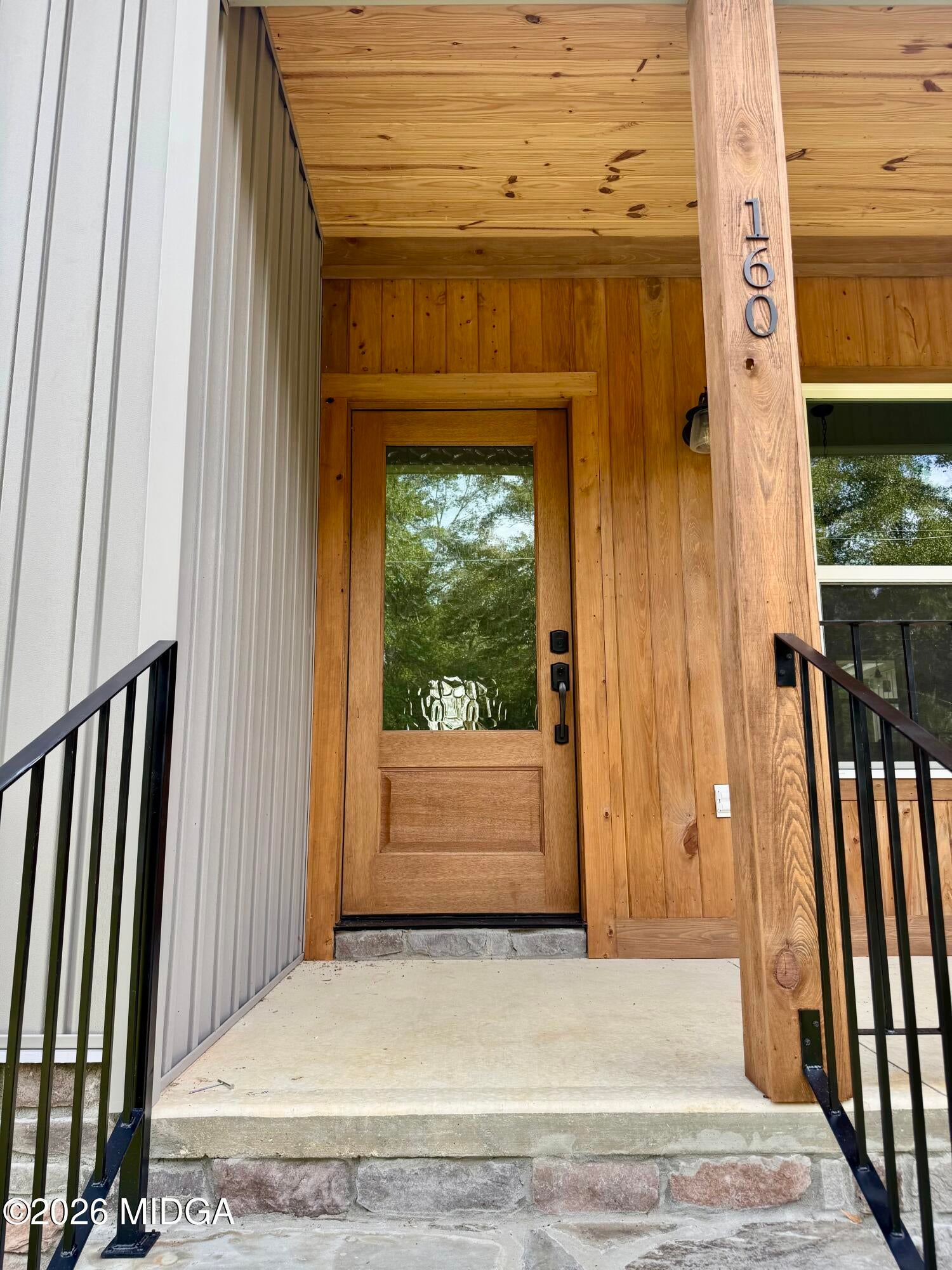 160 Wood Oak Circle