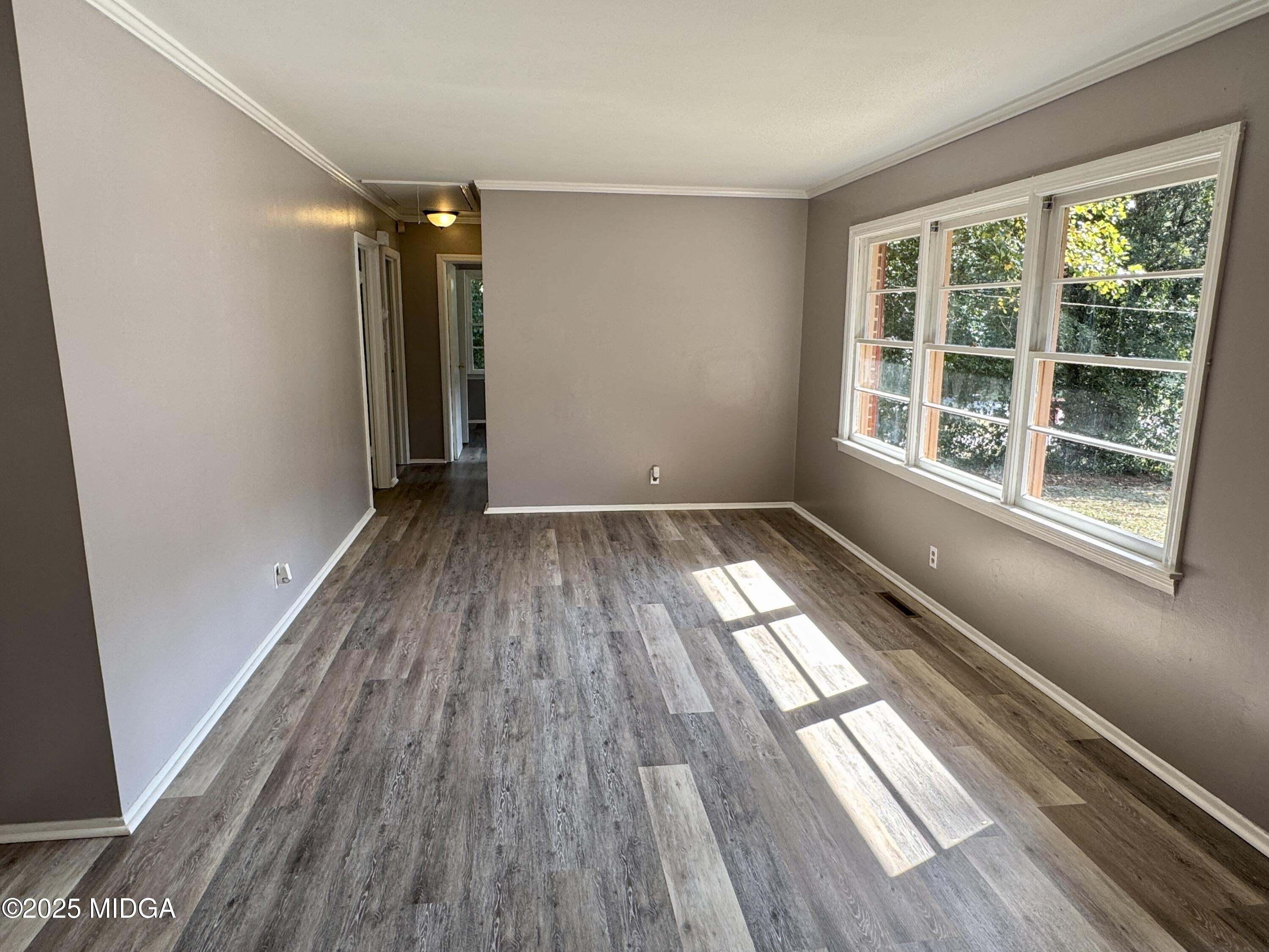 3339 Club Drive