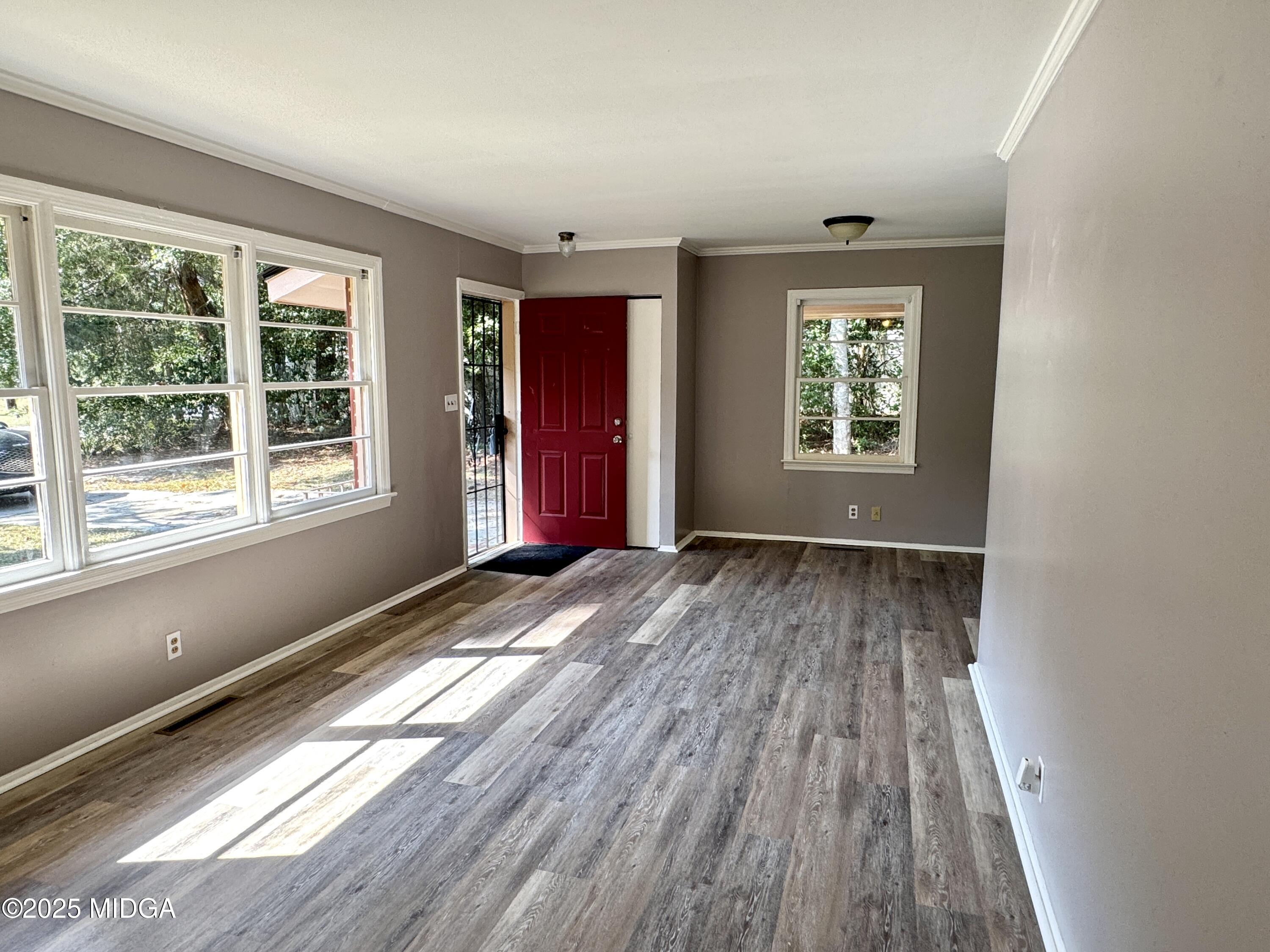 3339 Club Drive