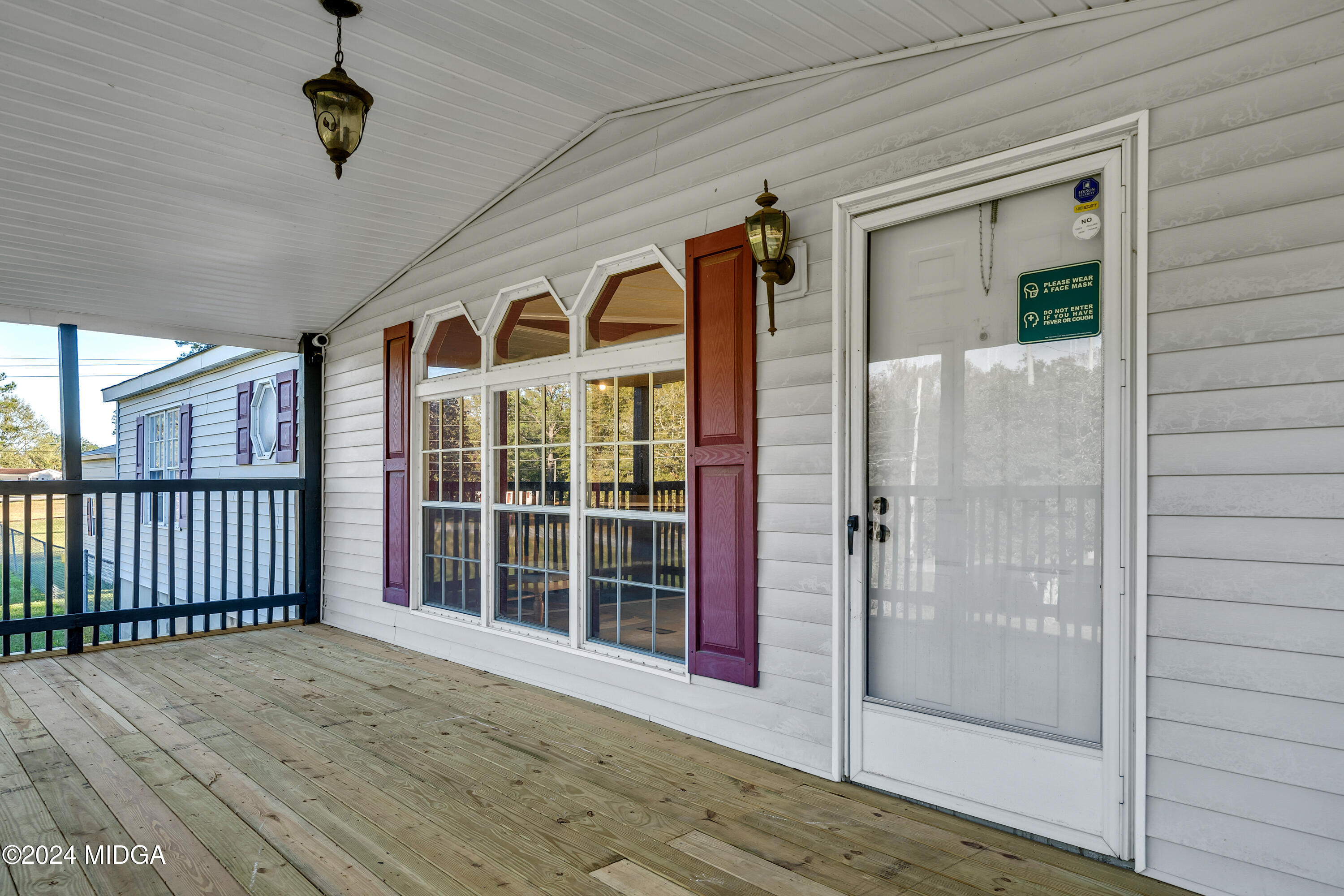 216 Chapel Hill Circle