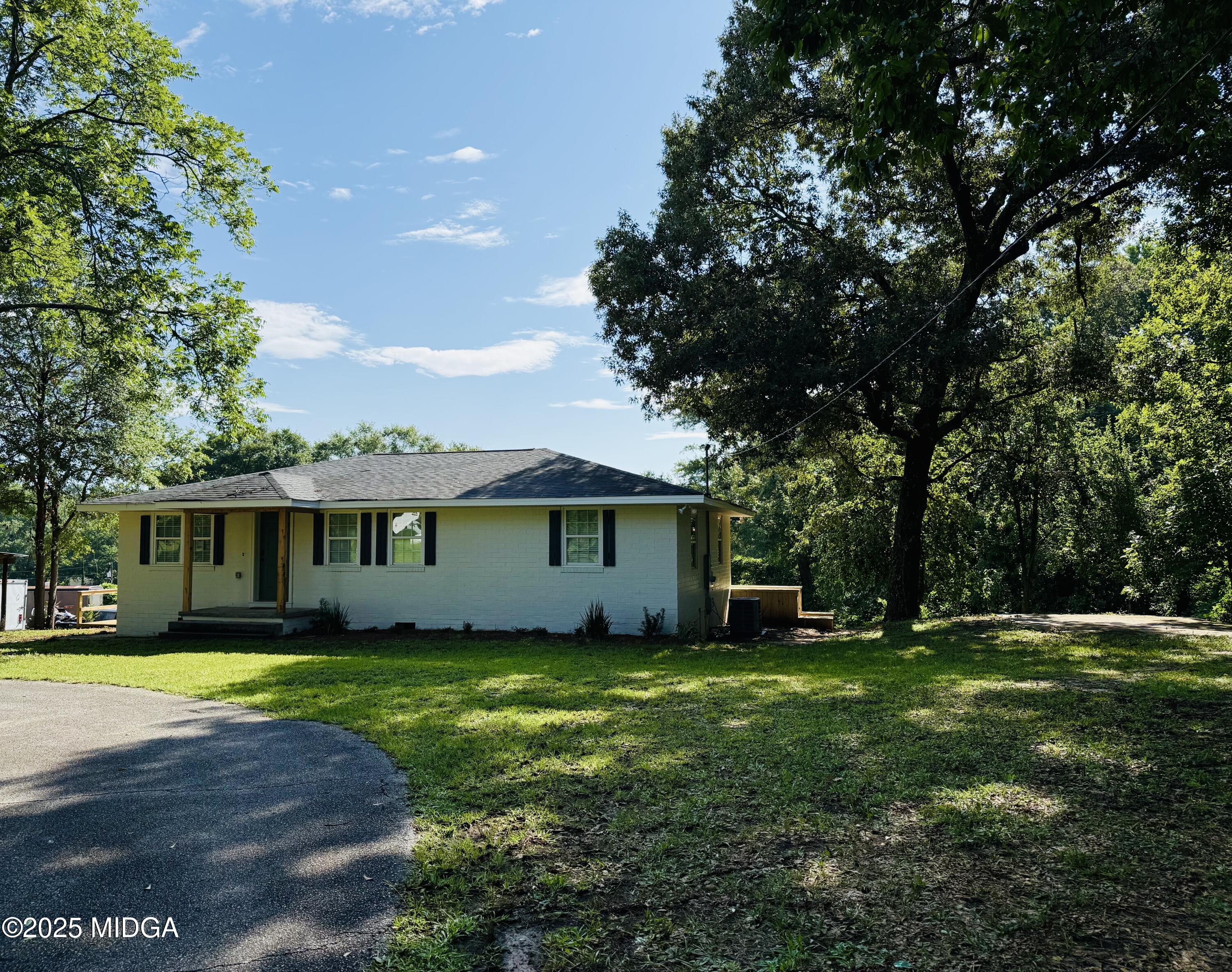 708 N Houston Lake Boulevard