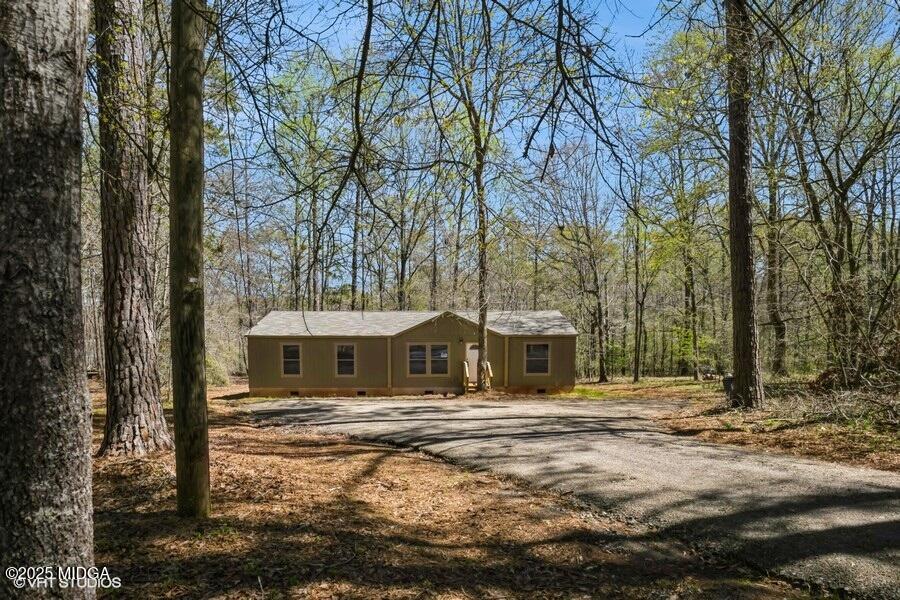 252 Merry Drive NW
