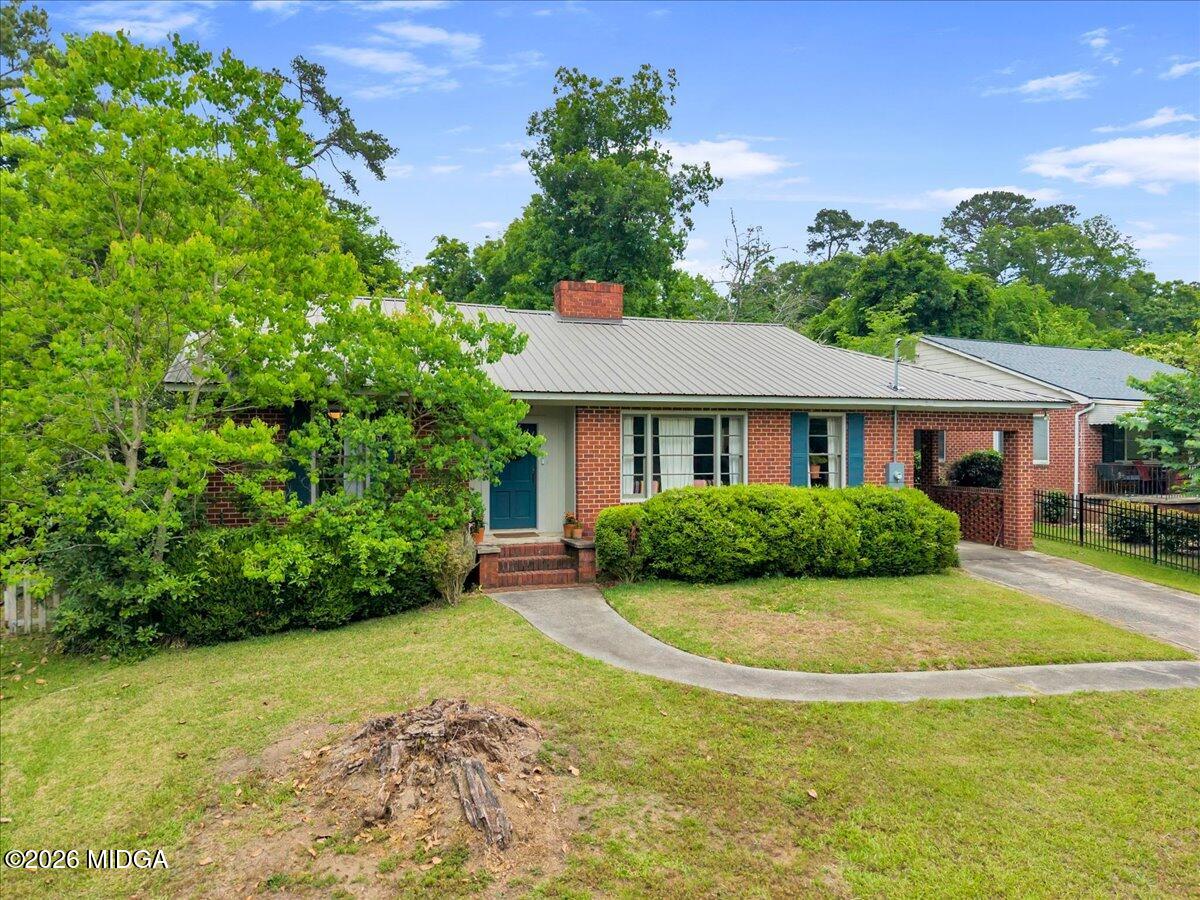 525 Corbin Terrace