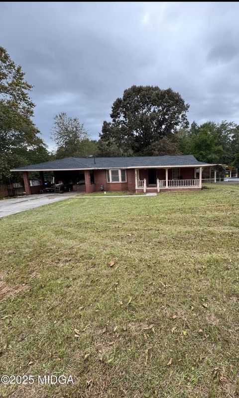 121 Elm Street Gordon GA 31031