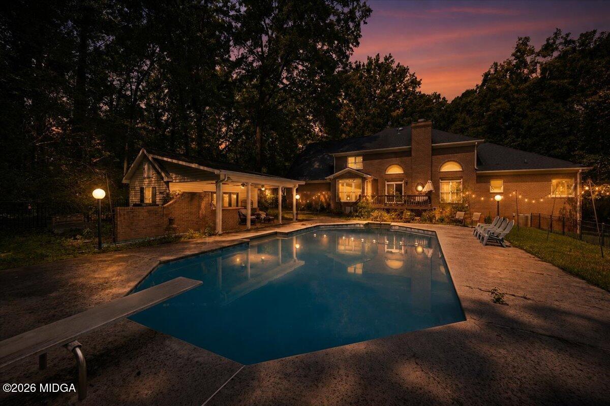 103 Howard Oaks Drive