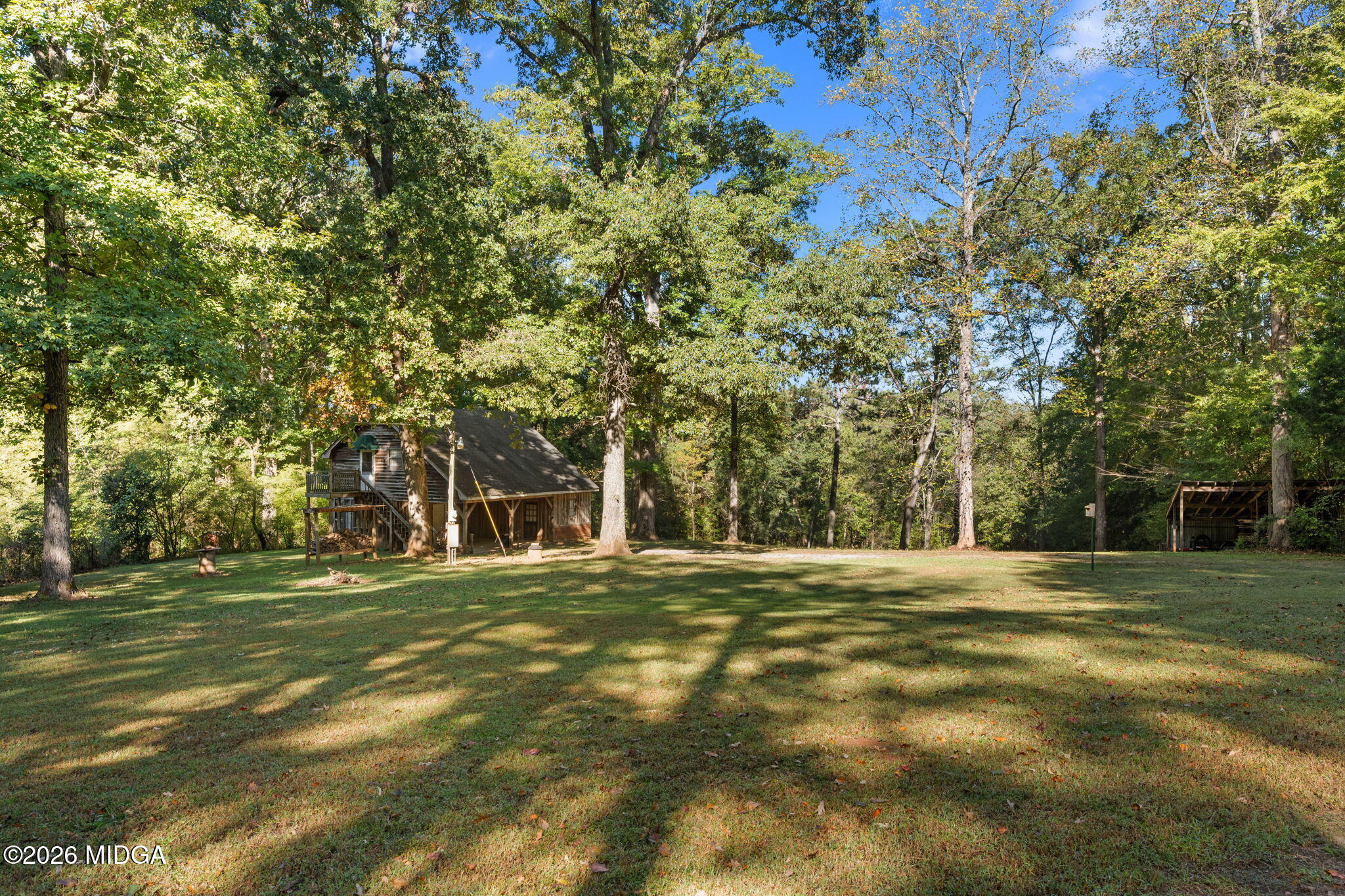 2418 Highway 16 W
