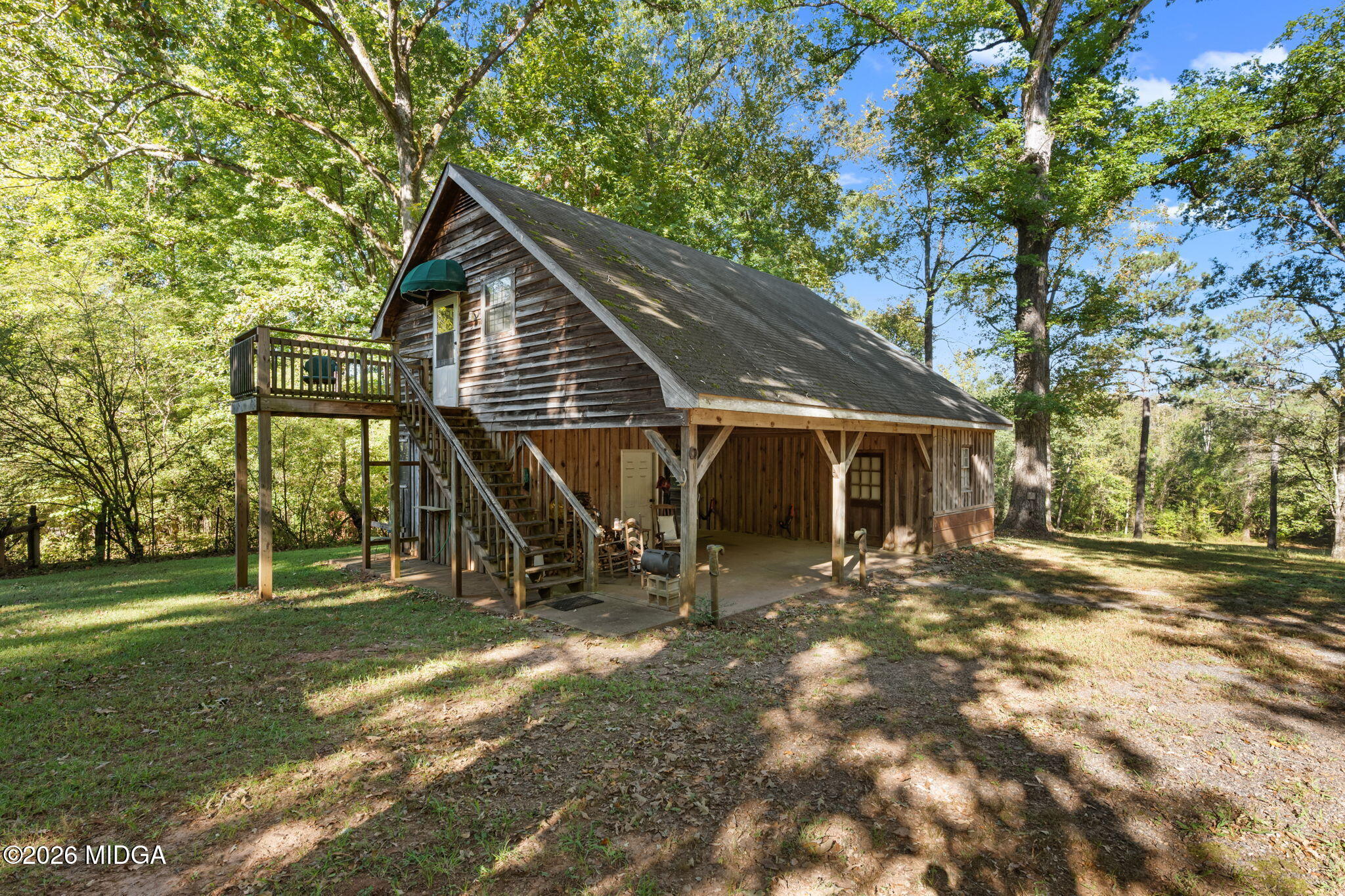 2418 Highway 16 W