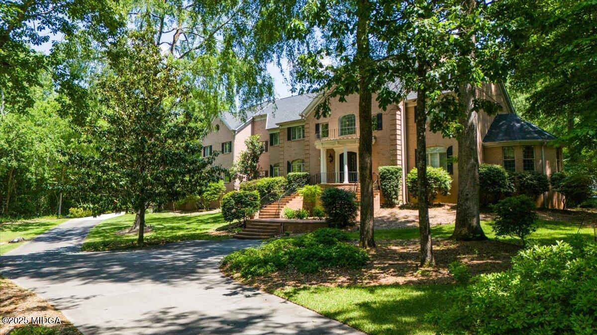 148 Howard Oaks Drive