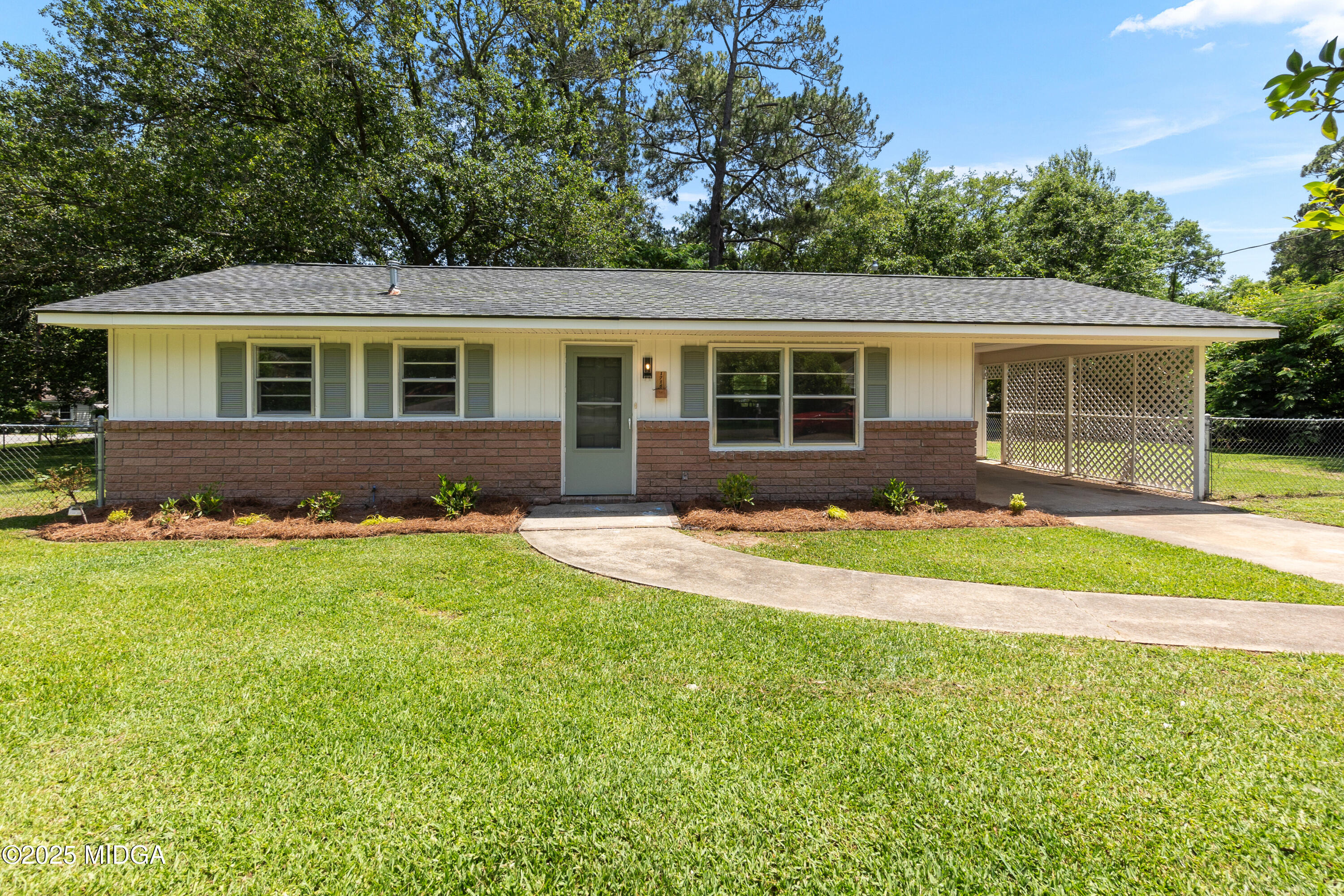 1716 Sewell Circle