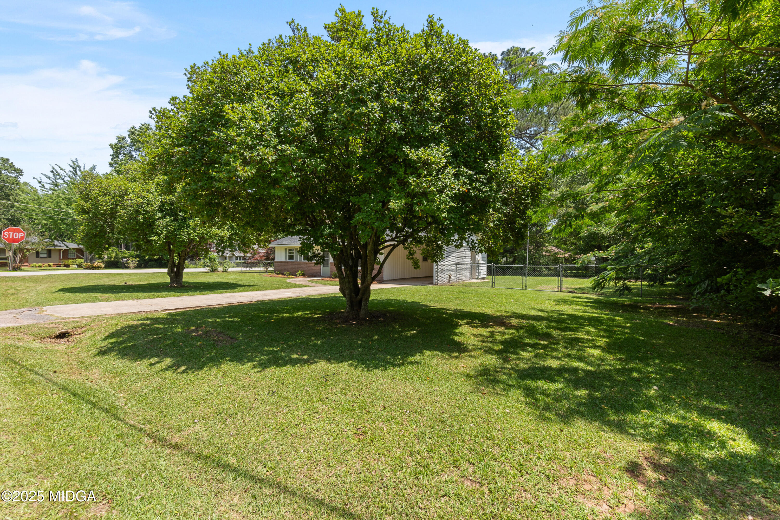 1716 Sewell Circle