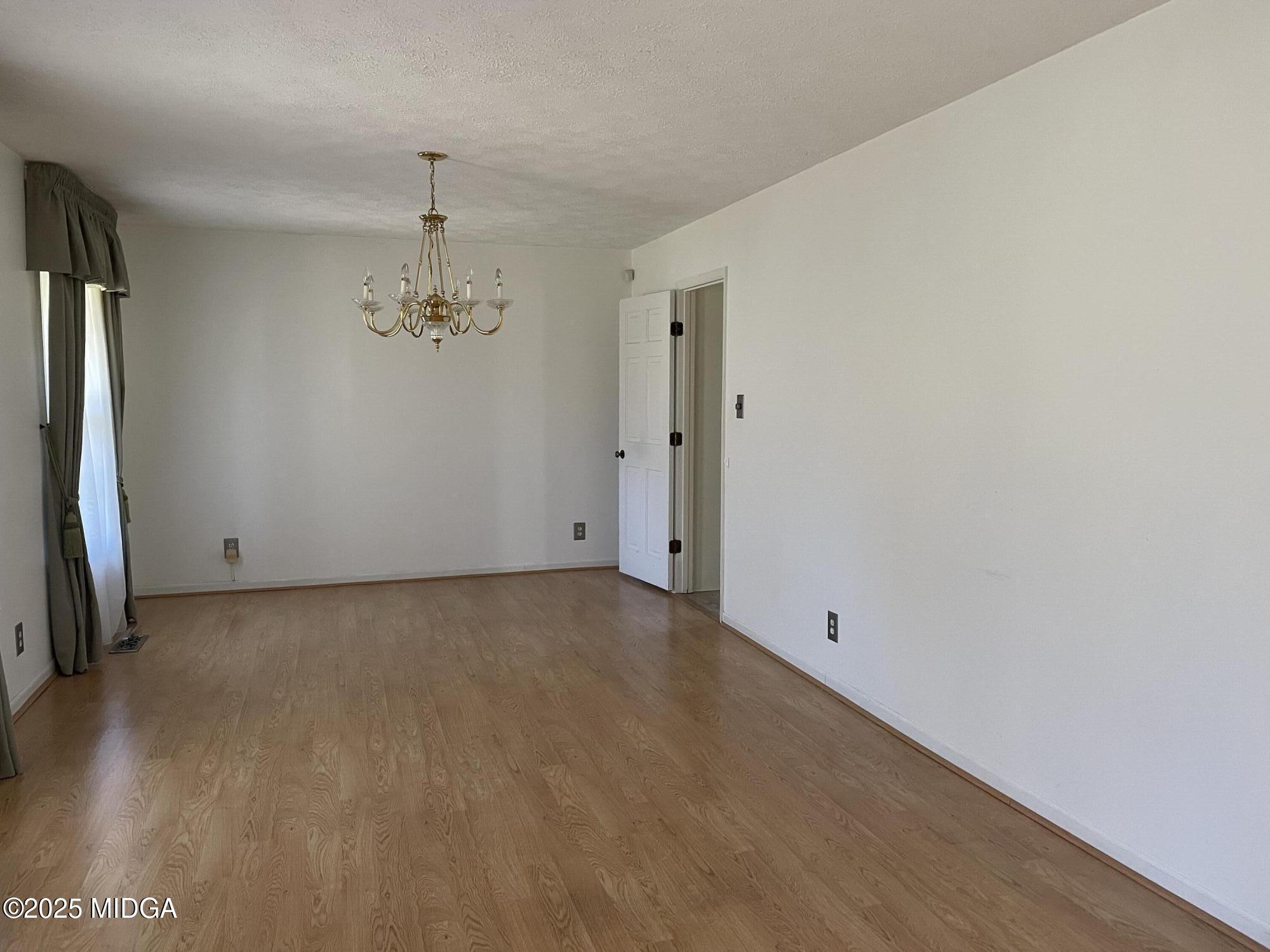 3021 Tiffin Circle