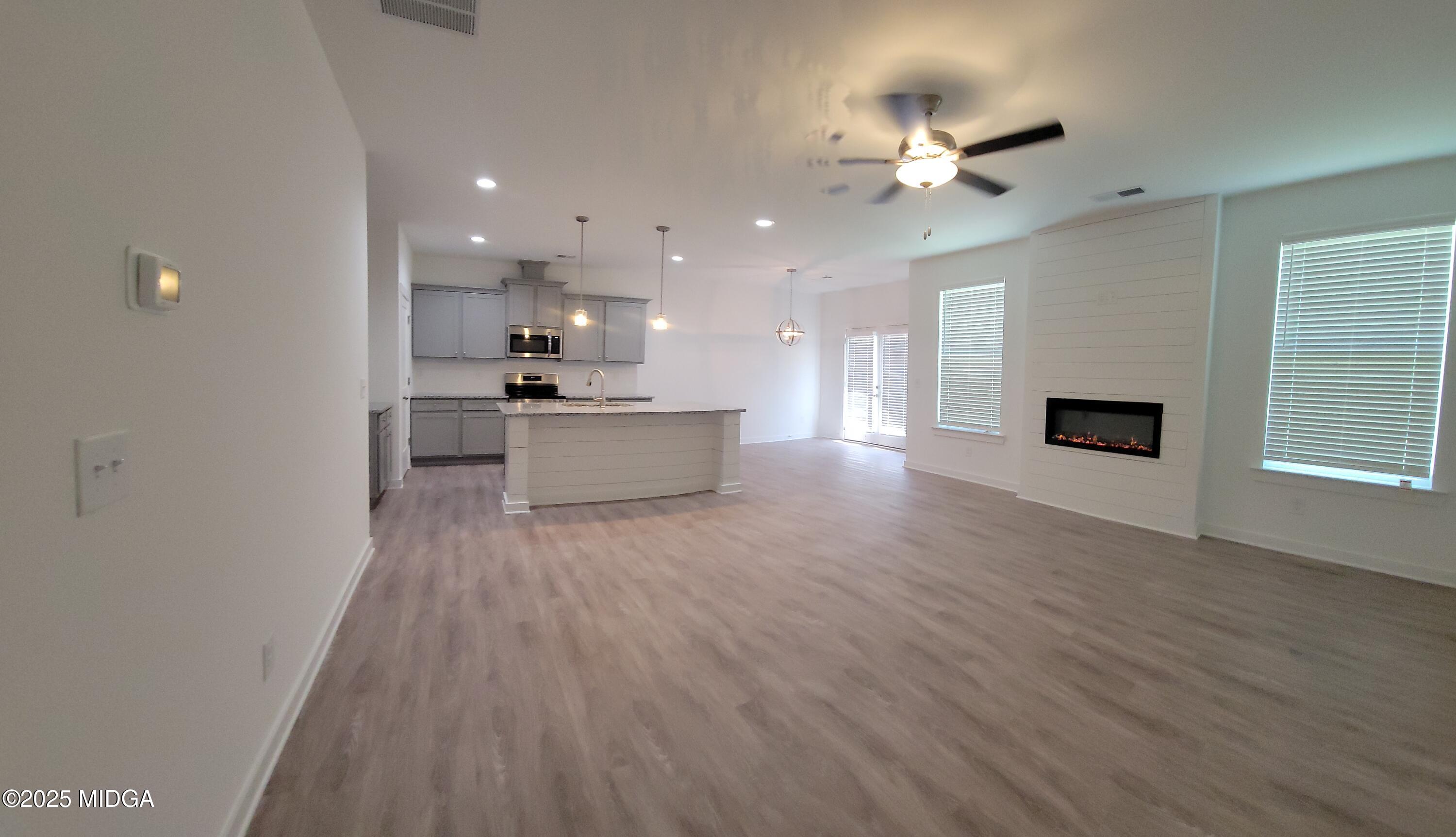 110 Breakwater Way