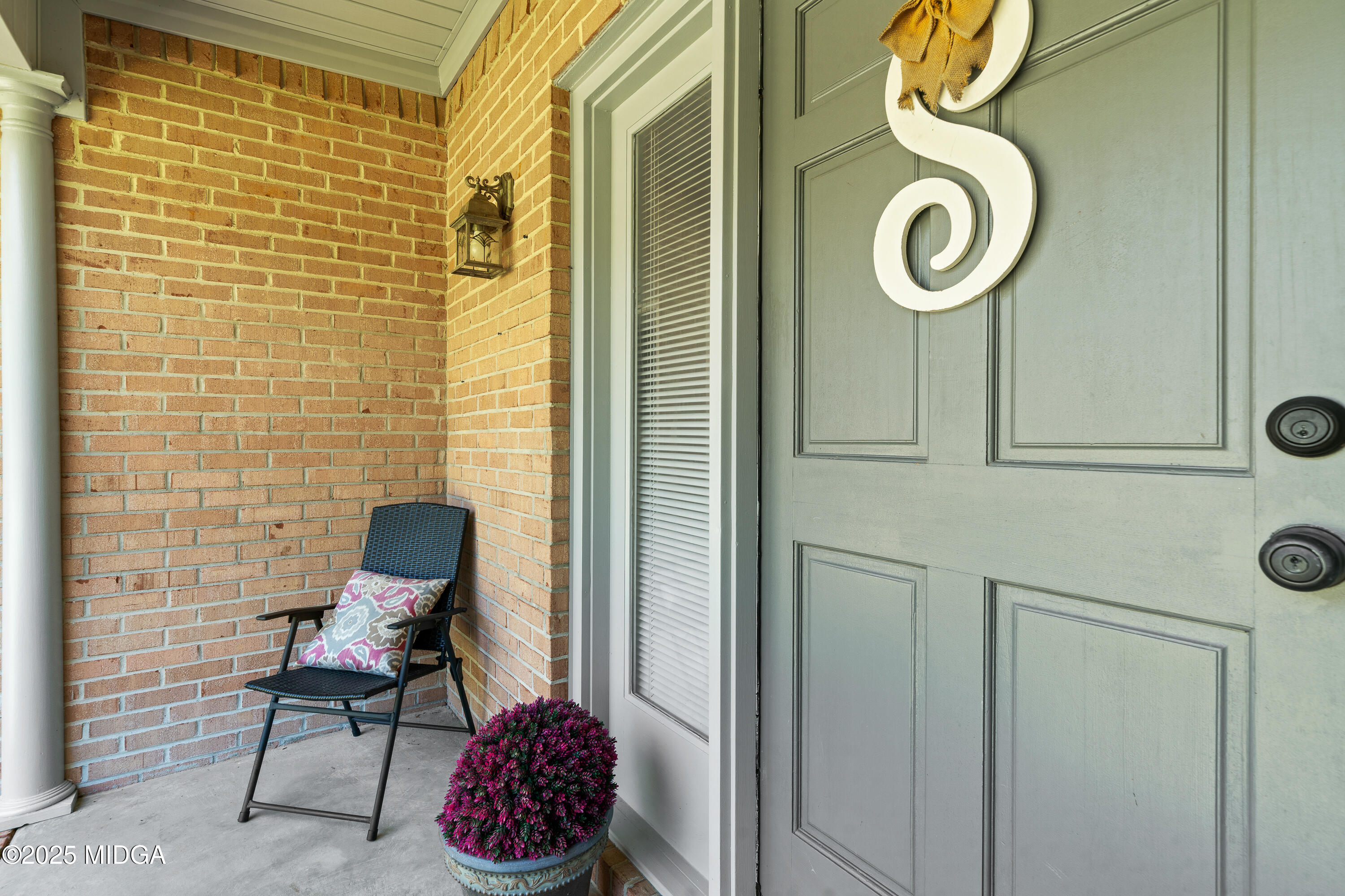 192 Rivoli Landing