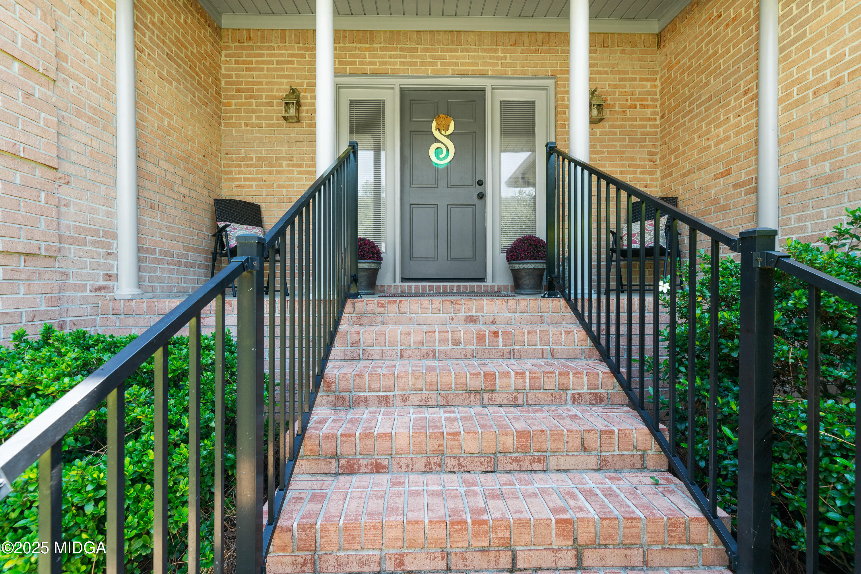 192 Rivoli Landing