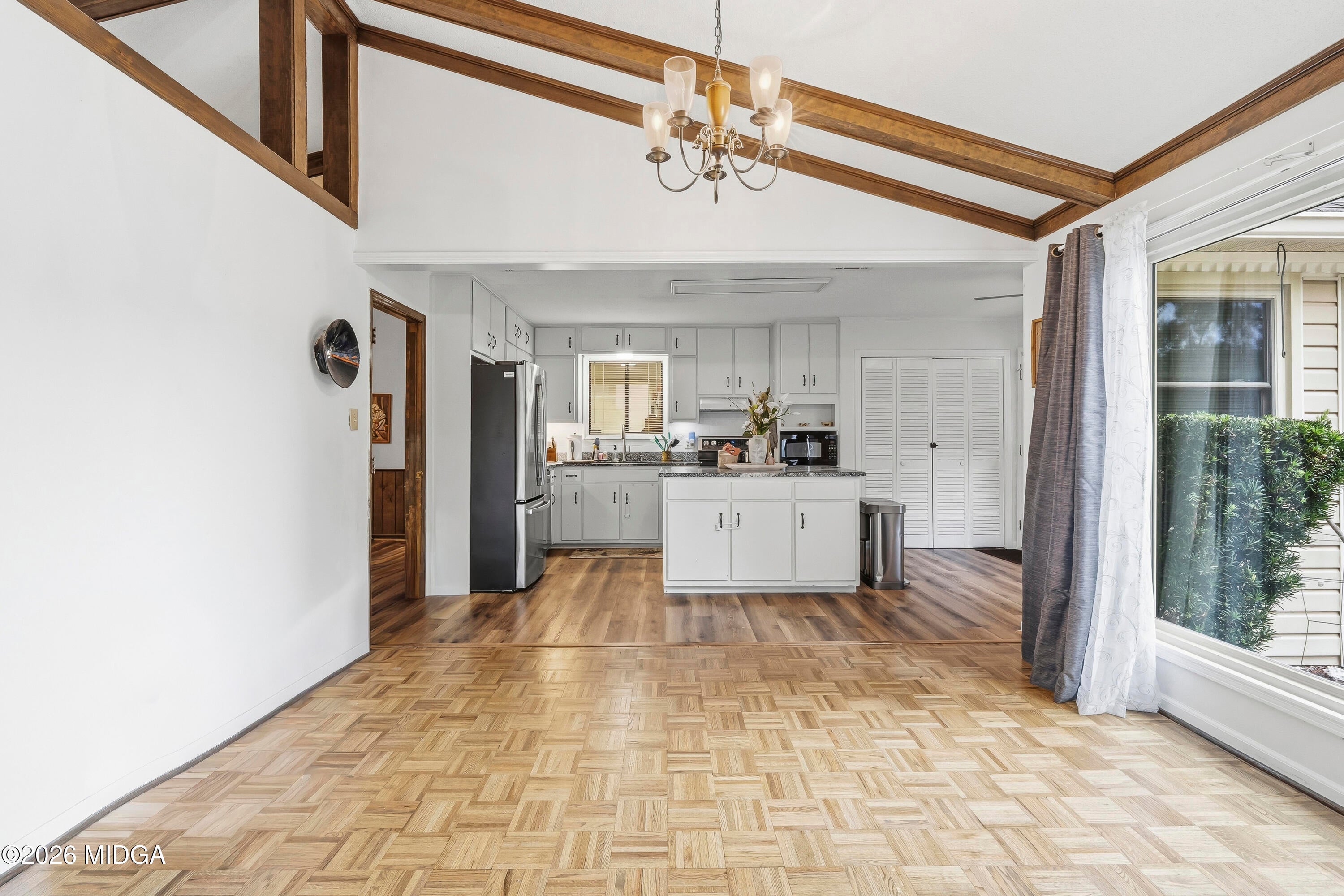 6831 Leslie Lane