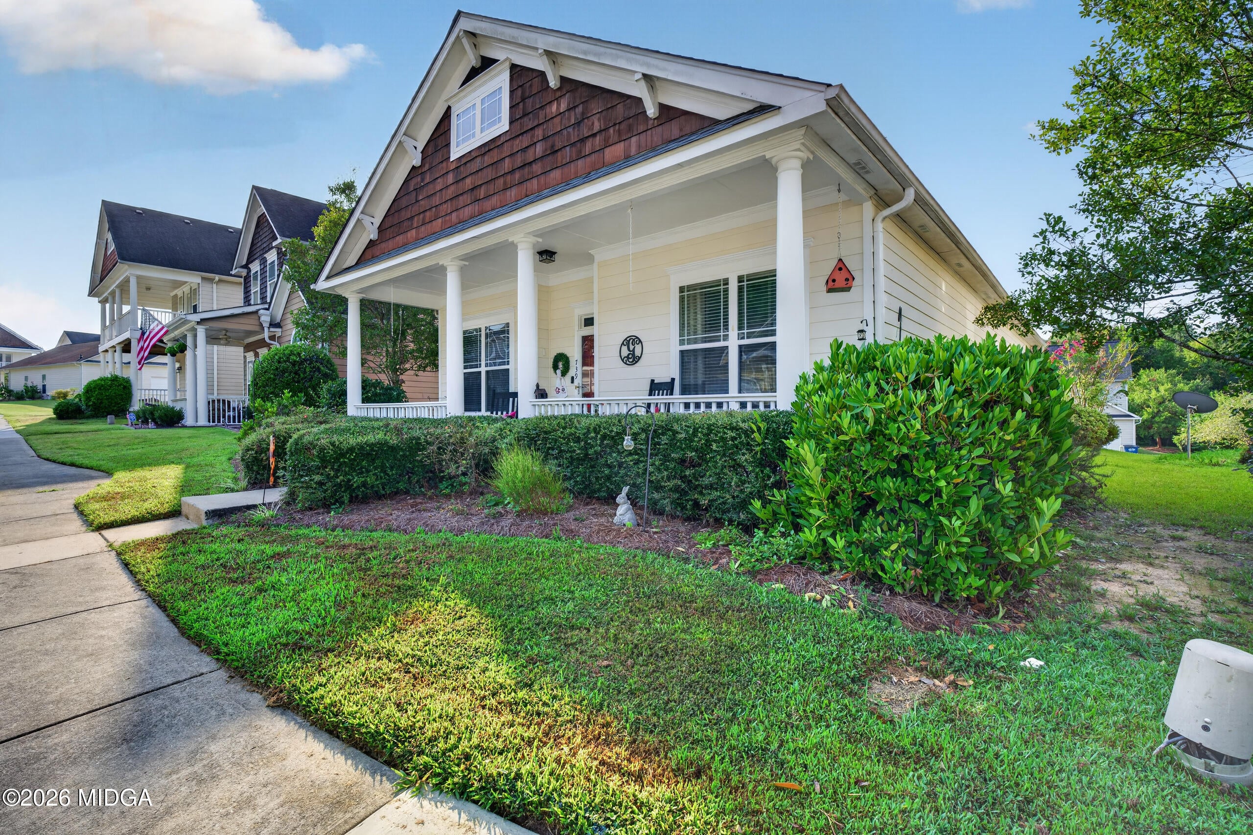 739 Ivy Brook Way