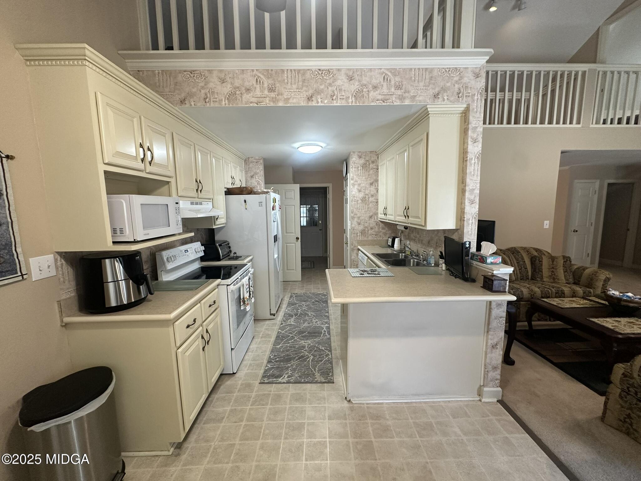 200 Autumn Trace Court
