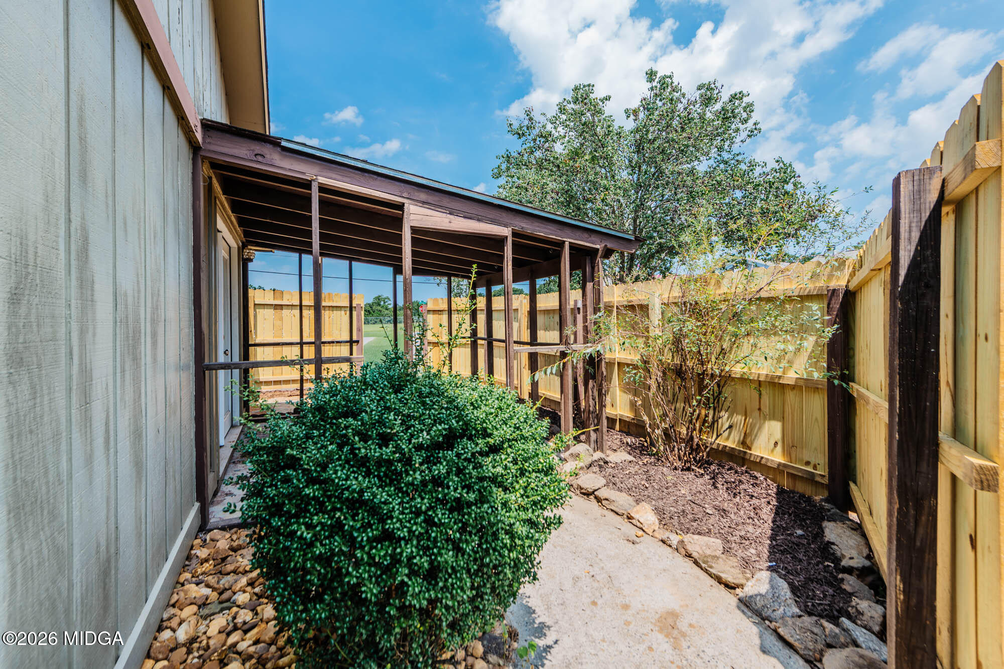 160 Stoneridge Drive