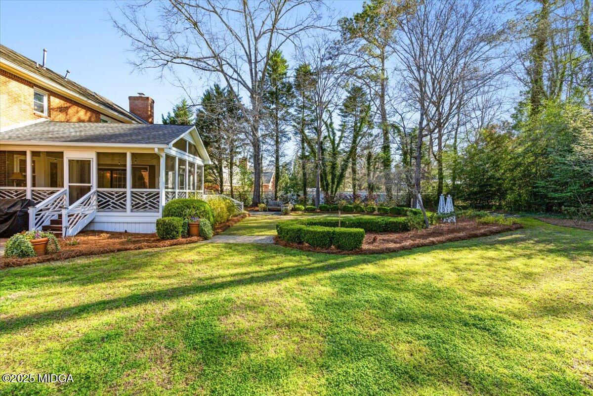 5046 Oxford Road