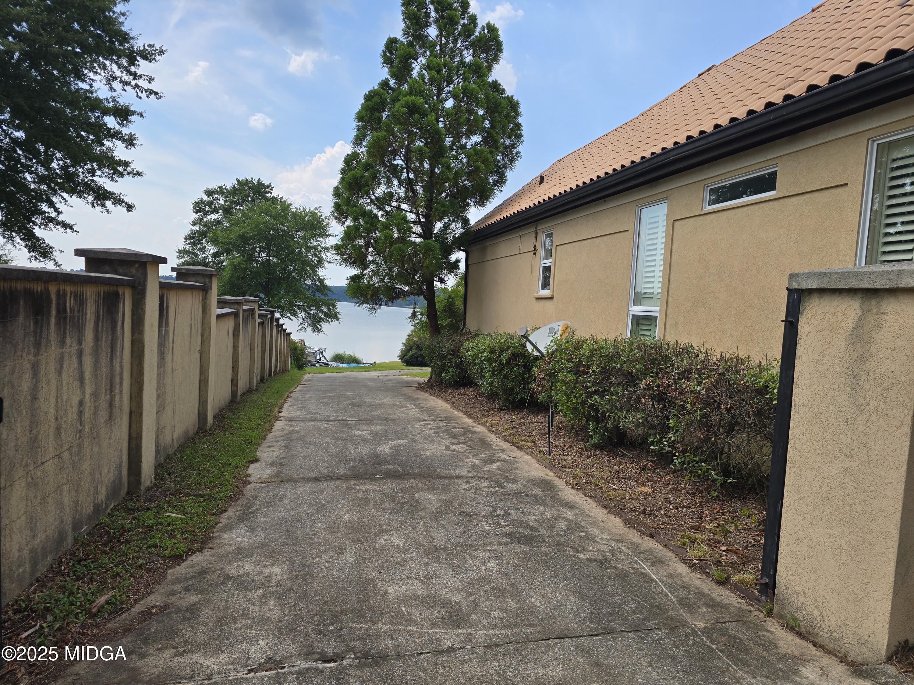 344 Hillridge Cove