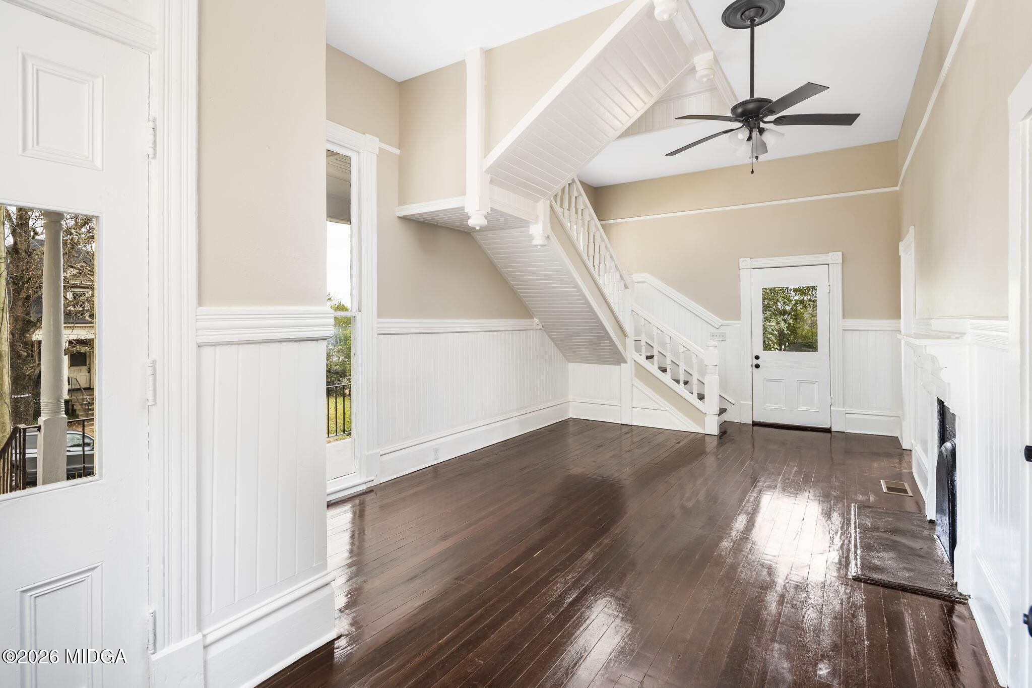 987 Highland Terrace