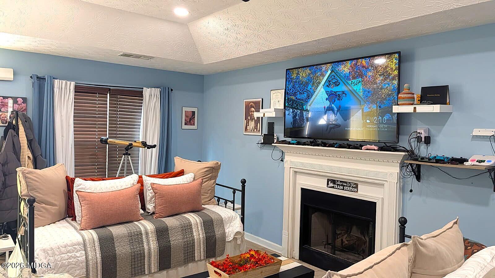 167 Apple Valley Road