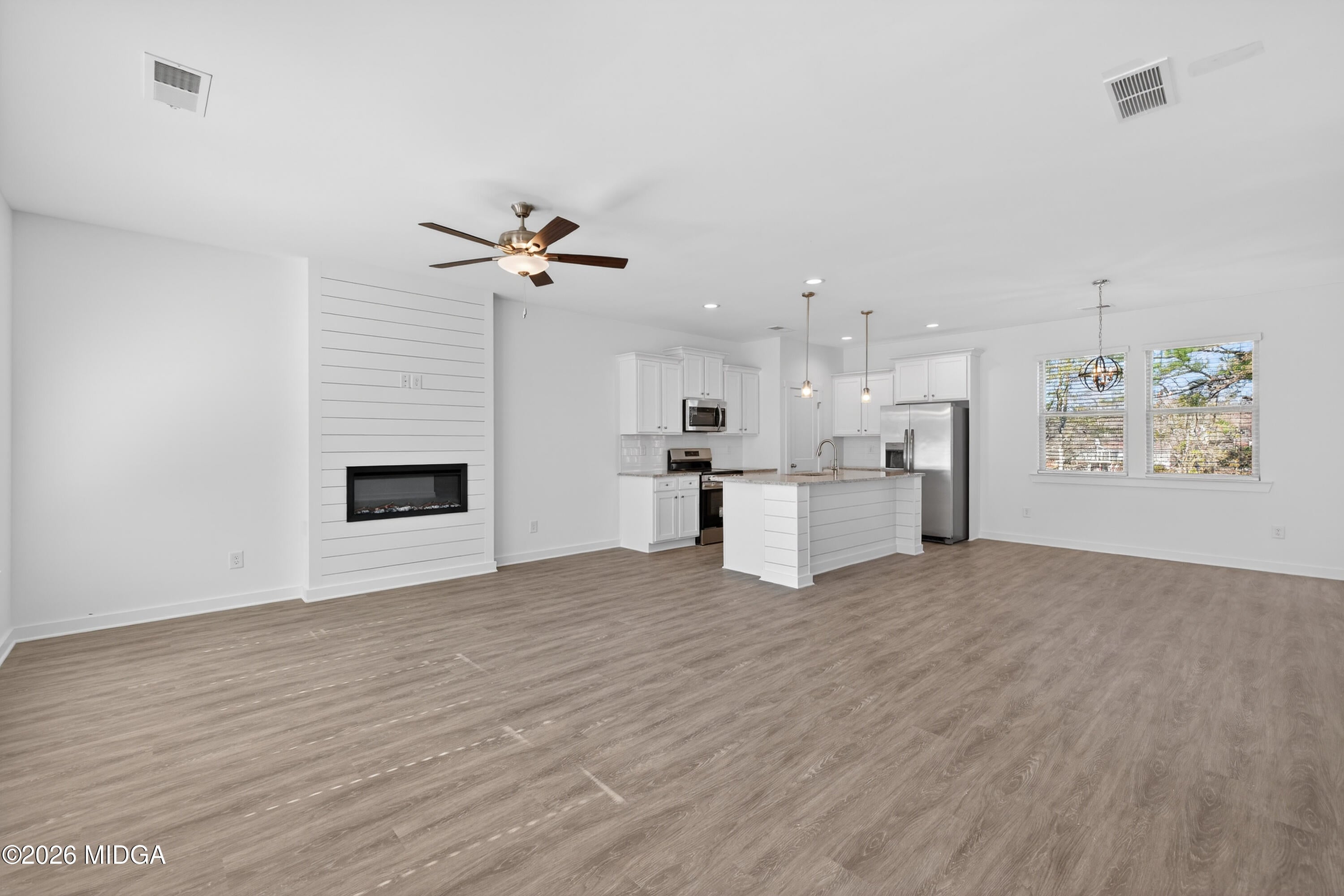 109 Royal Tern Lane
